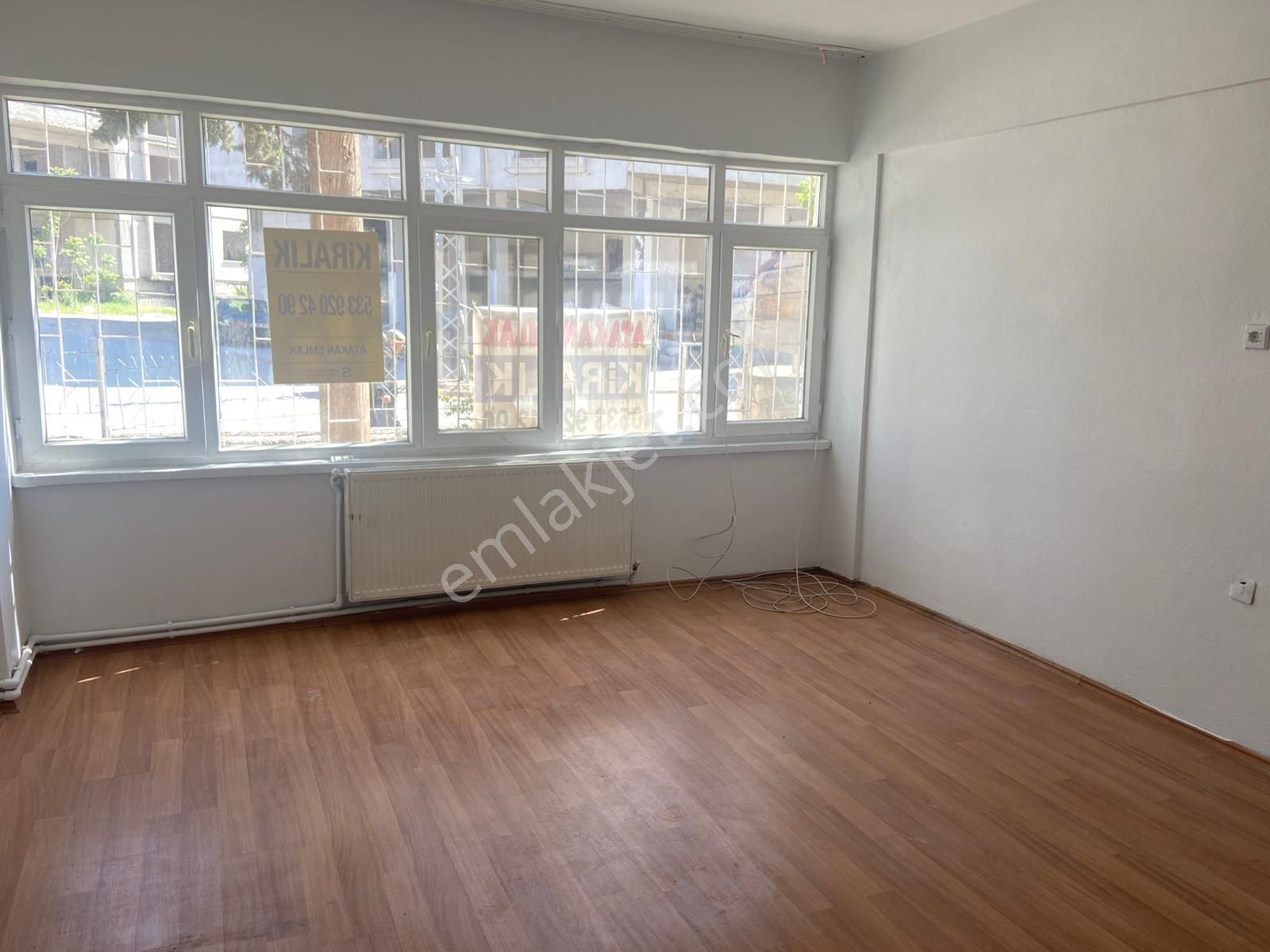Koyunoğlunda Giriş Kat 3+1 Kiralık Daire