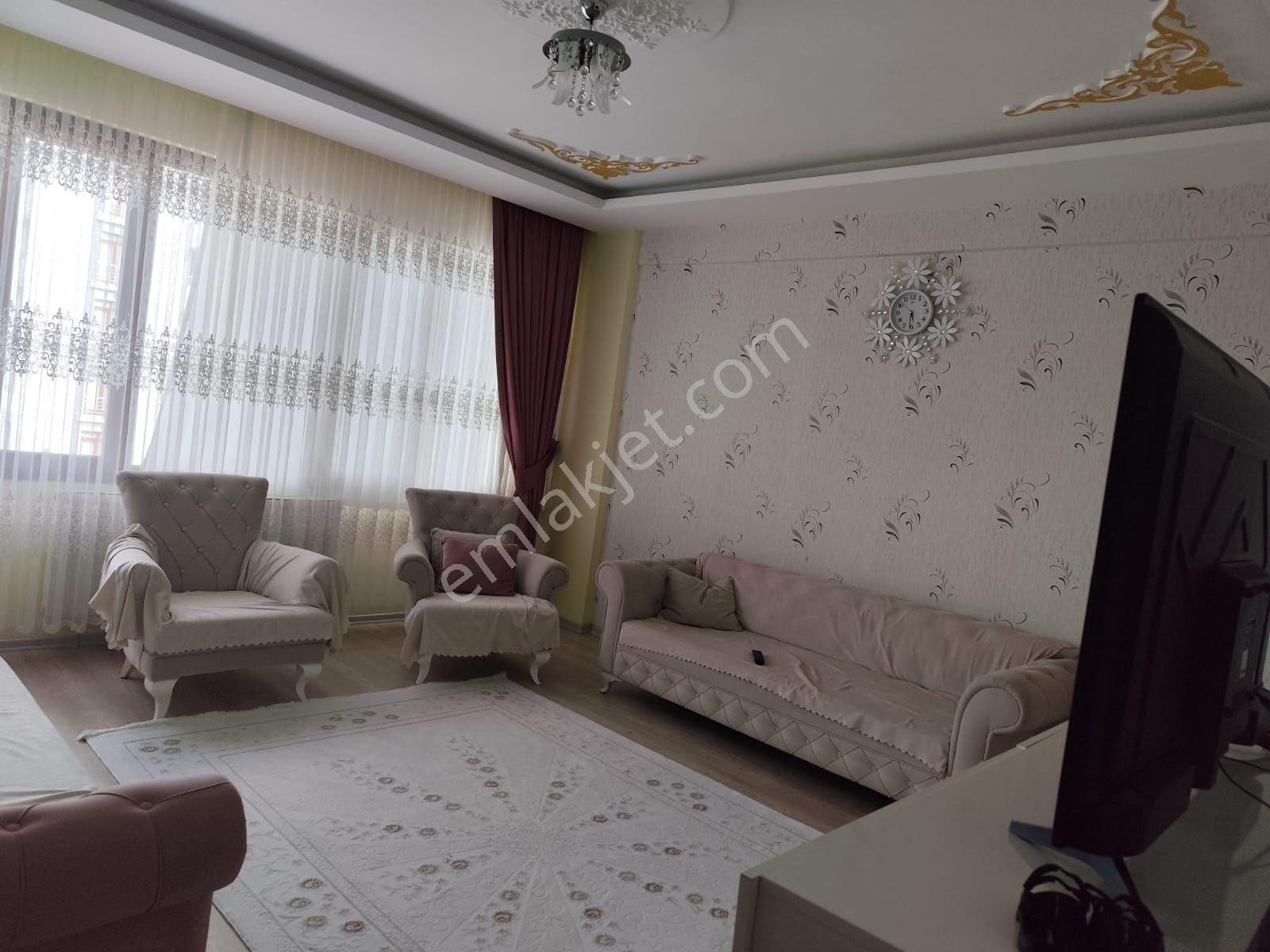 Bağcılar Hava Alanı Kavşağında 3+1 Satılık Daire