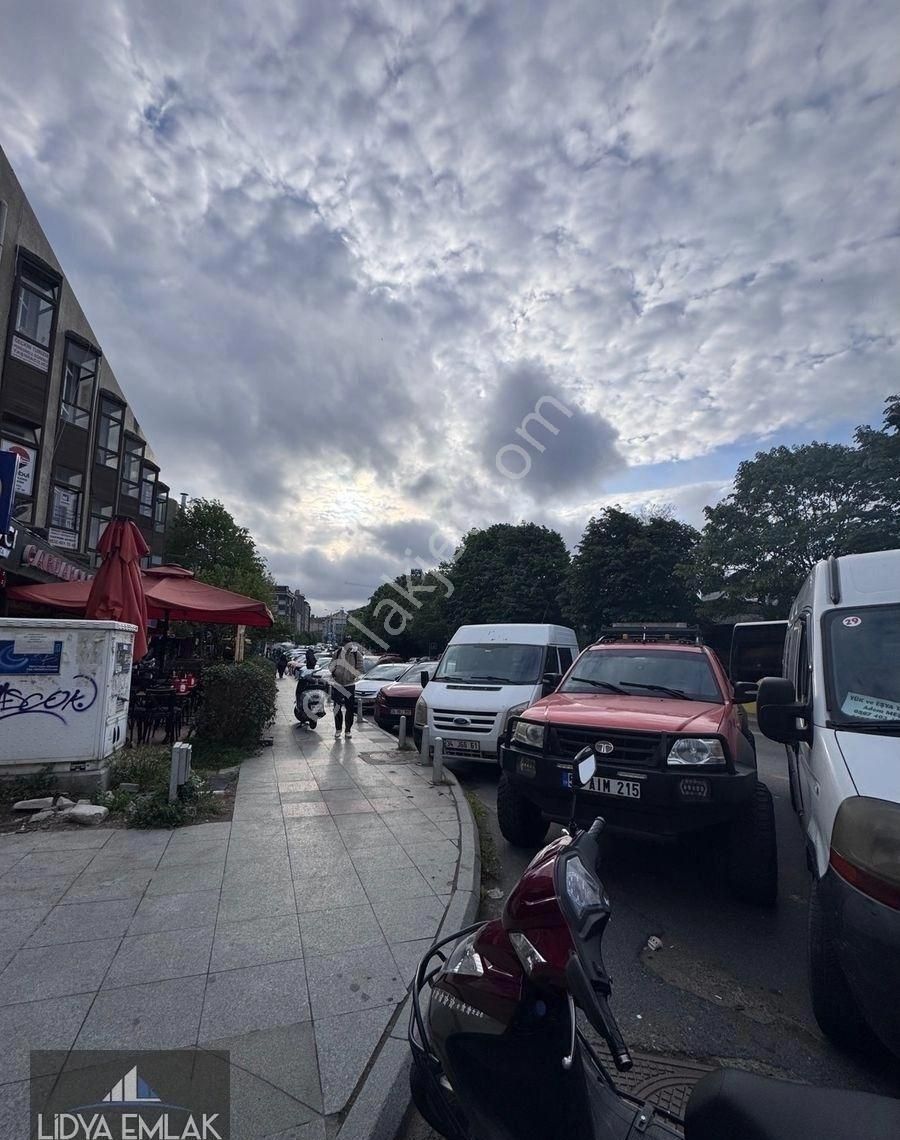 Seyrantepe İspar İşmerkezinde Satılık Dükkan
