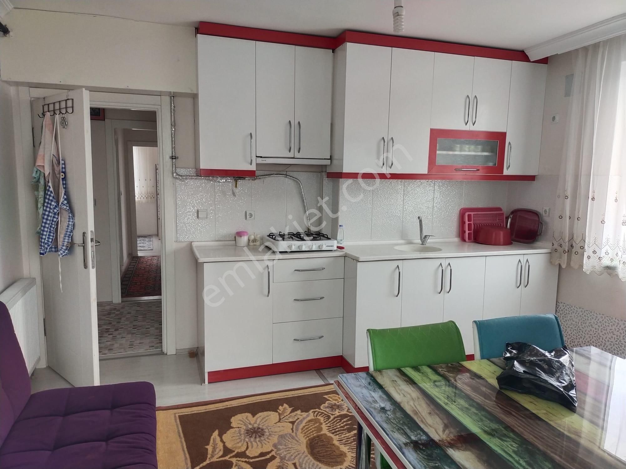 Cengiz-yapı Çorum Kapaklı Civarı Satılık Ara Kat 3+1 Daire