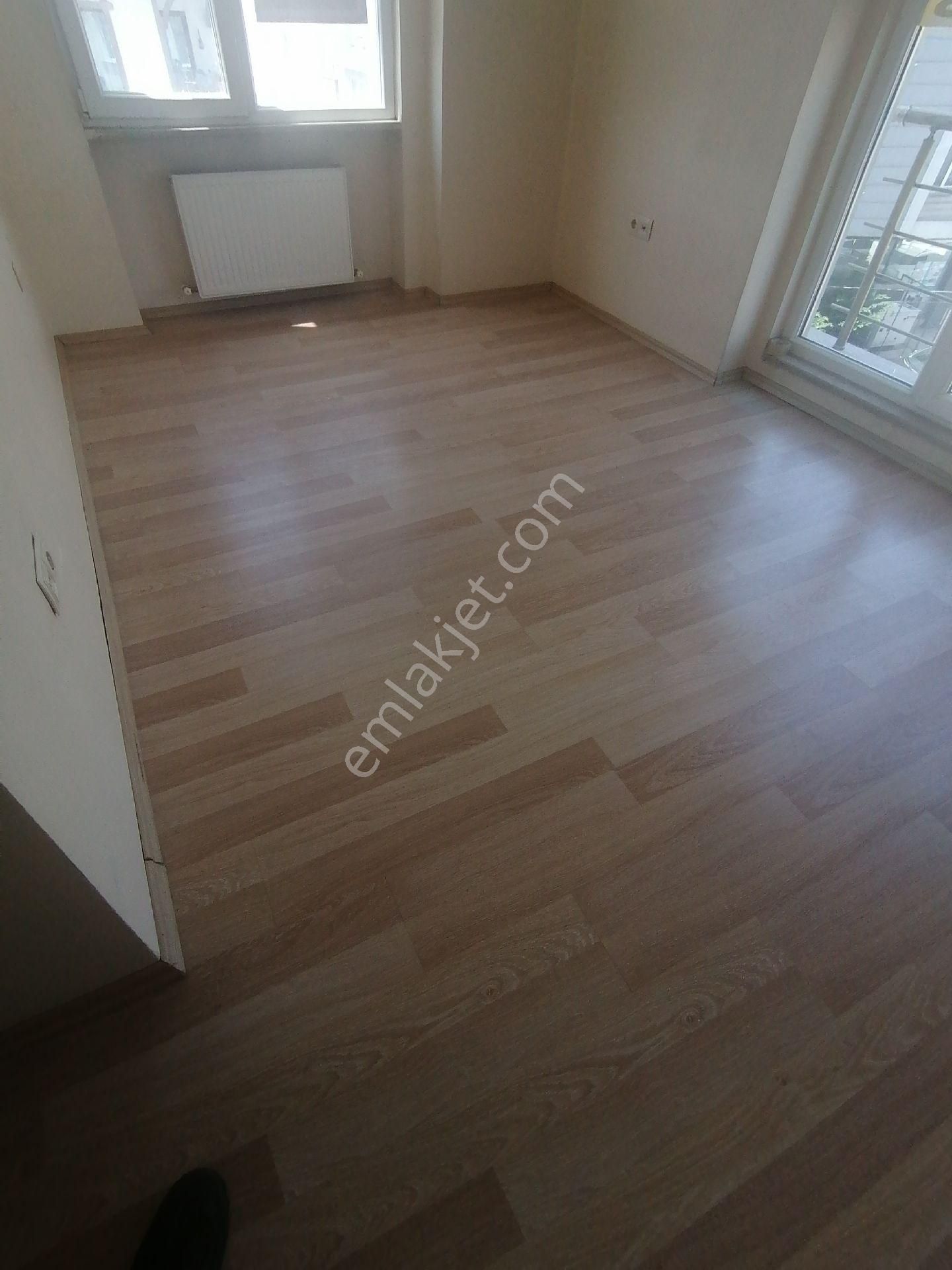 Ümraniye Çakmak Çamlık Site Mahallesi 3+1 Kiralık Daire Site İçi