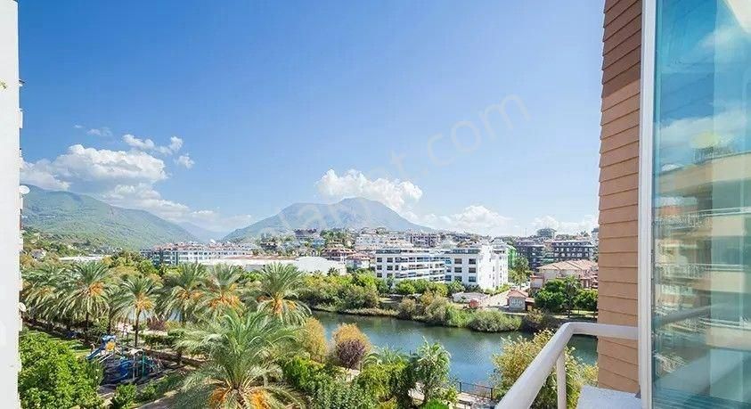 Alanya Tosmur 2+1 Dim Çayı Manzaralı Muhtaşem Daire