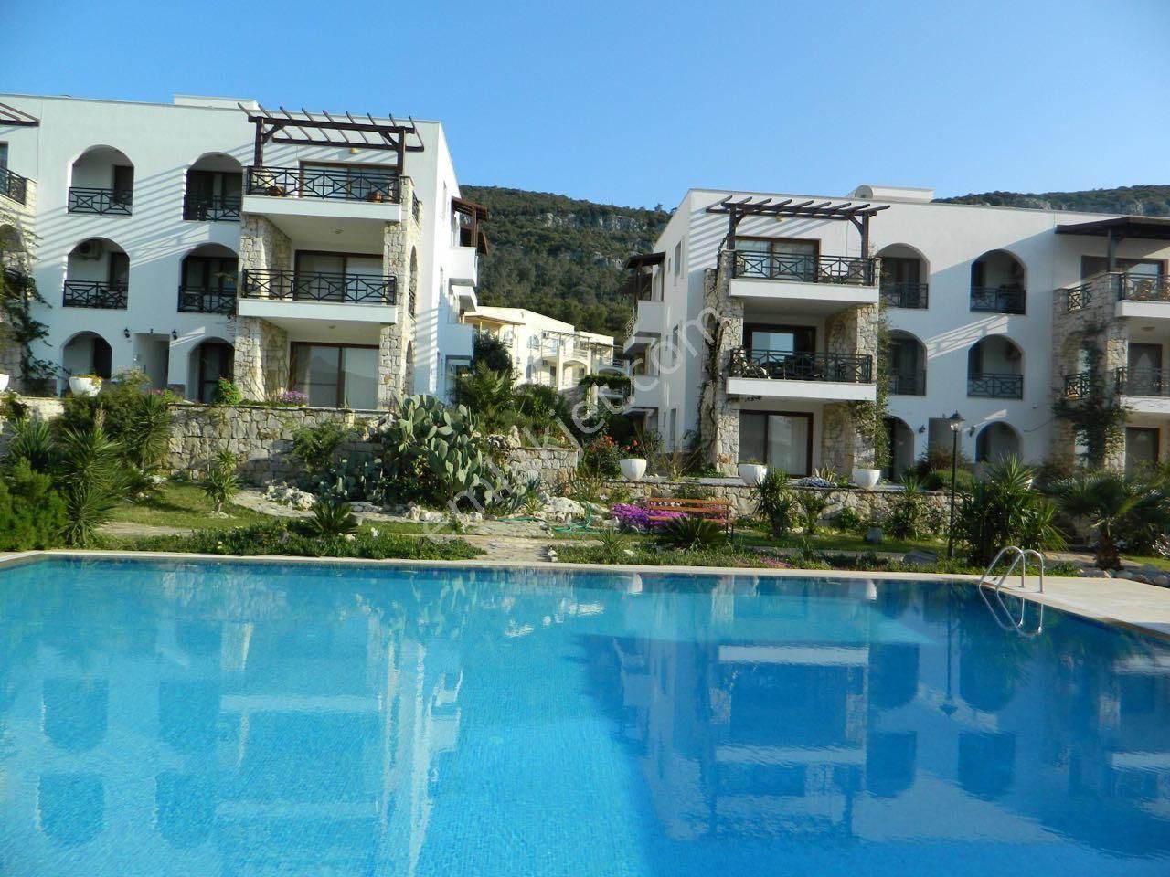 Babil Emlaktan Yıl Boyu Kiralık Deniz Manzaralı Eşyalı 3+1 Daire - Görsel 4