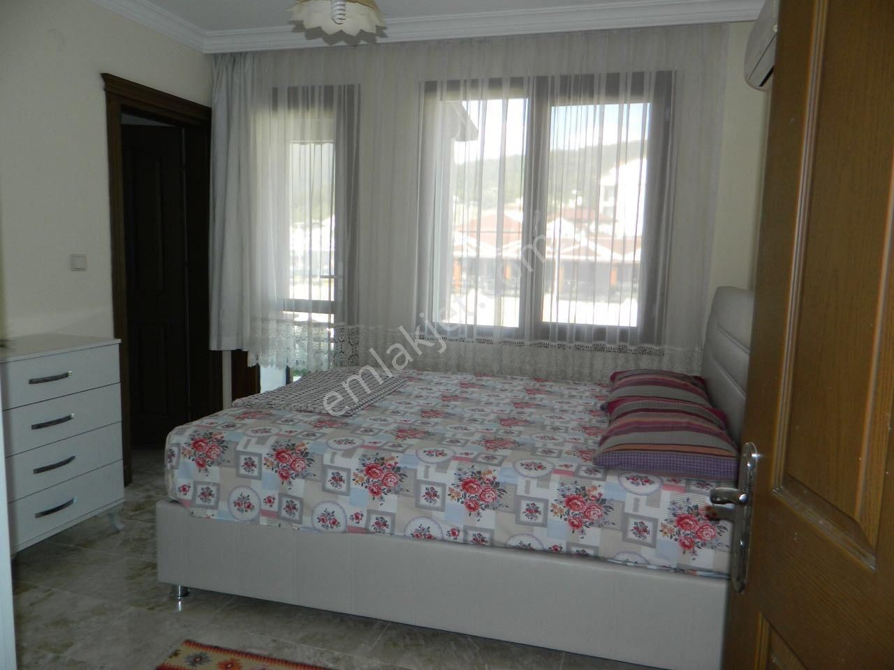 Babil Emlaktan Yıl Boyu Kiralık Deniz Manzaralı Eşyalı 3+1 Daire - Görsel 19