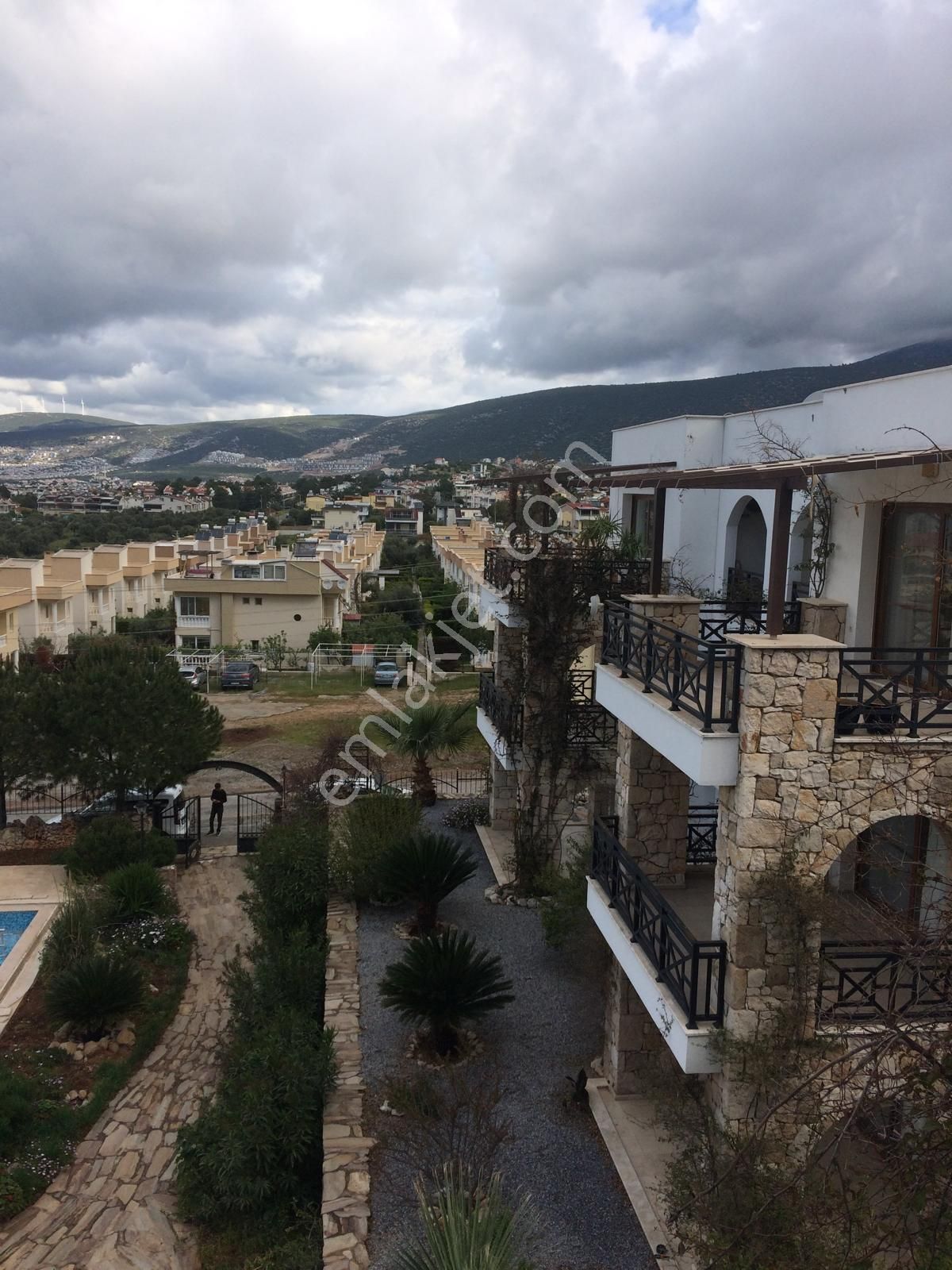 Babil Emlaktan Yıl Boyu Kiralık Deniz Manzaralı Eşyalı 3+1 Daire - Görsel 18