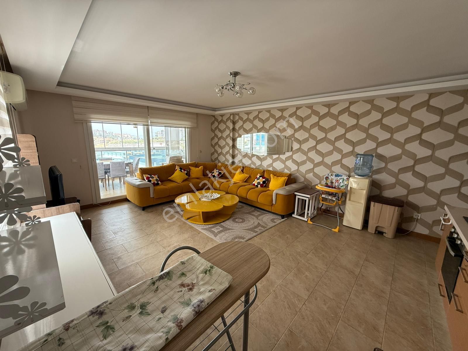 Güvenlikli, Havuzlu Site İçerisinde Full Eşyalı 3+1 Daire - Görsel 17