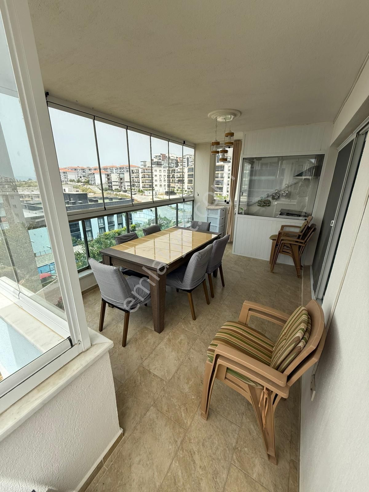 Güvenlikli, Havuzlu Site İçerisinde Full Eşyalı 3+1 Daire - Görsel 20