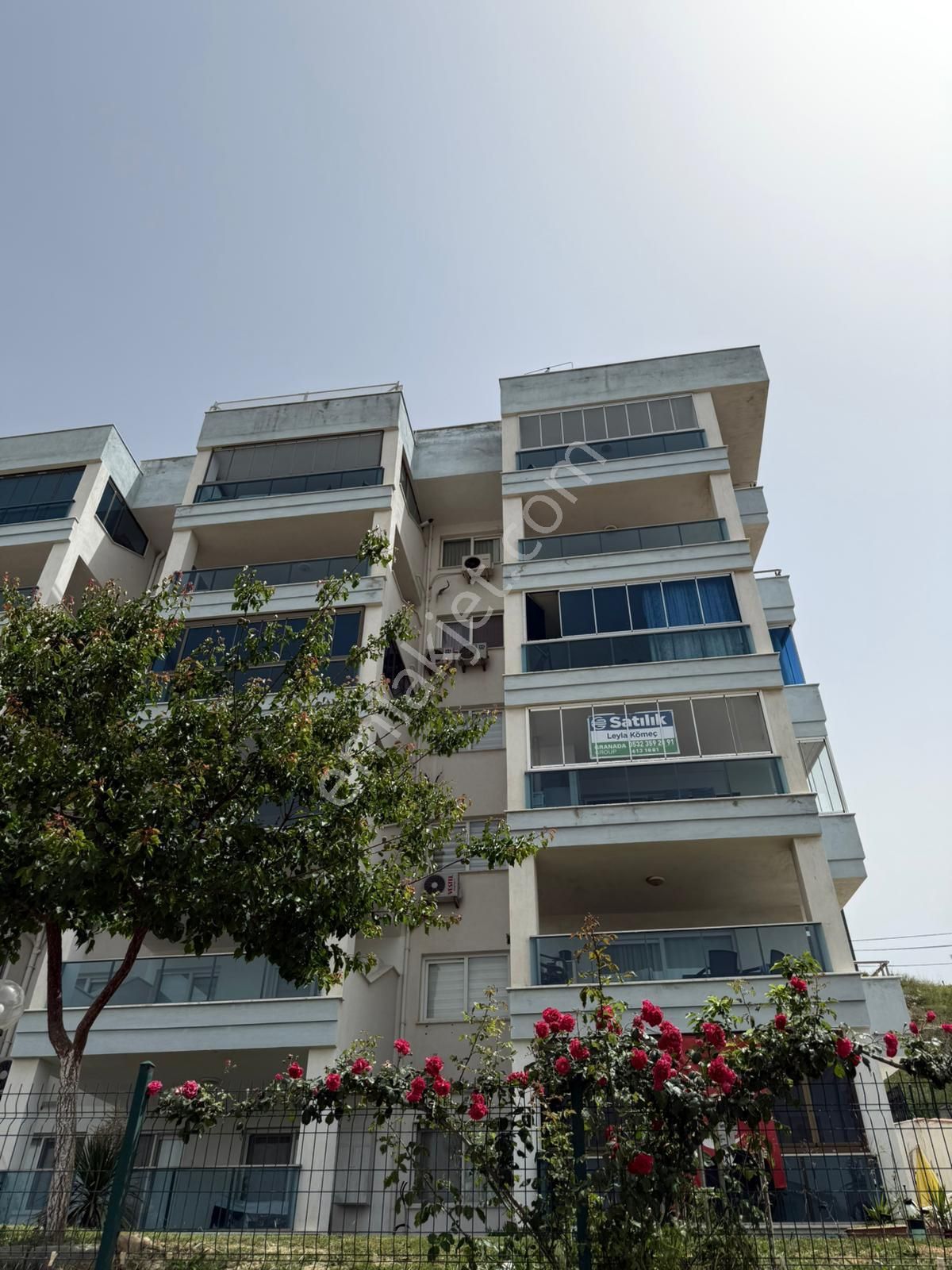 Güvenlikli, Havuzlu Site İçerisinde Full Eşyalı 3+1 Daire - Görsel 3