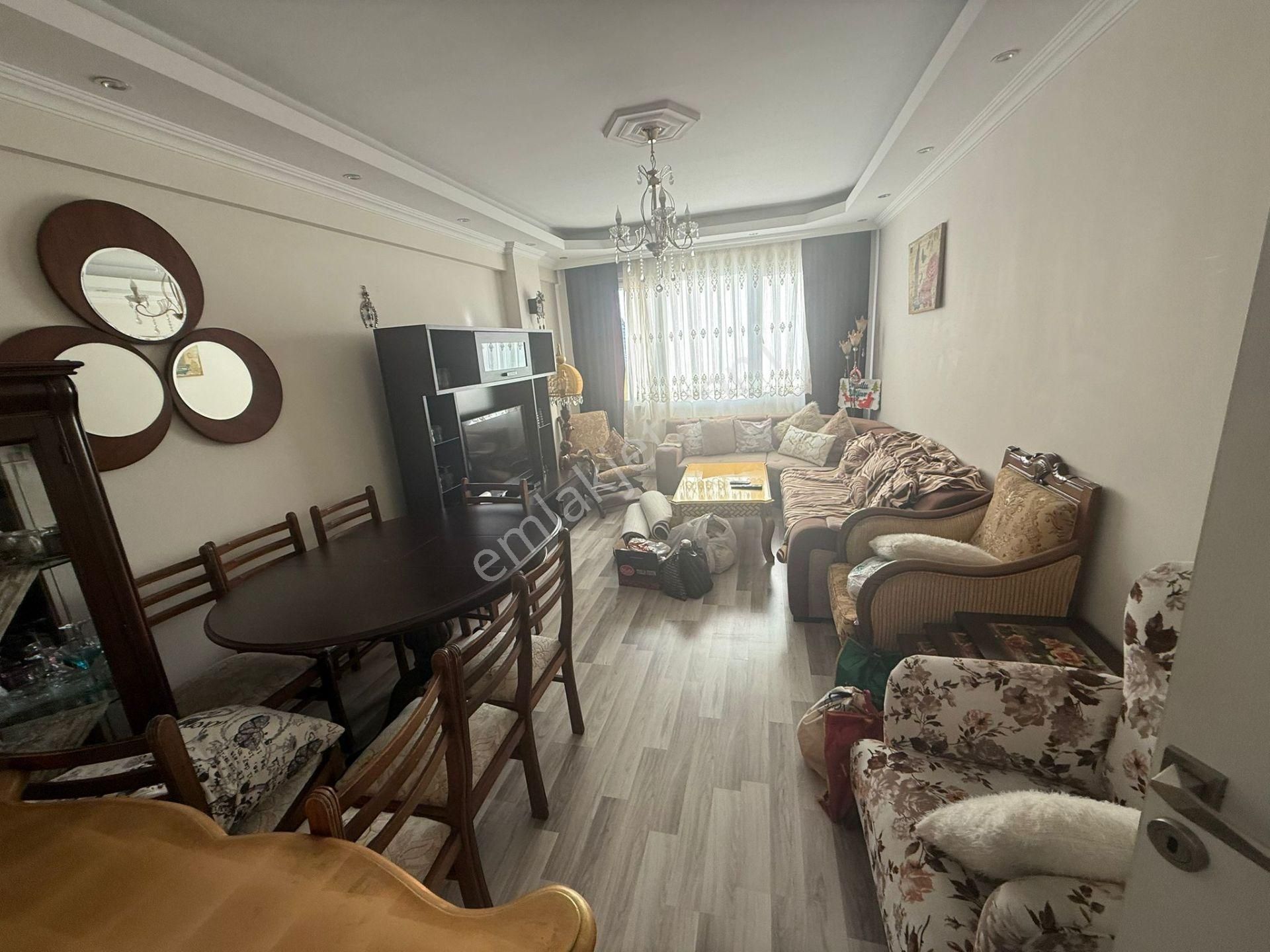 Barış'tan Hürriyet Caddesnde Kat Mülkiyetli Ve Krediye Uygun 3+1