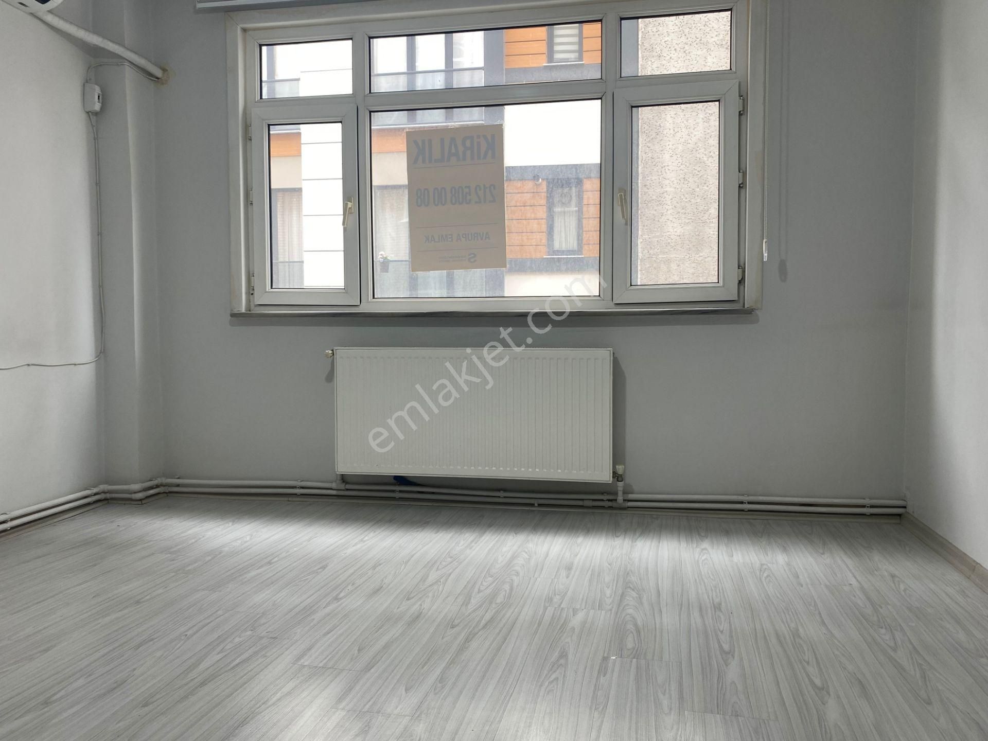 Avrupa Emlaktan Atışalanı Caddesi,f.çakmak Mh 90m²2+1 1.katta,iskanlı Dükkan,kuaför,muayenehane,ofis - Görsel 4