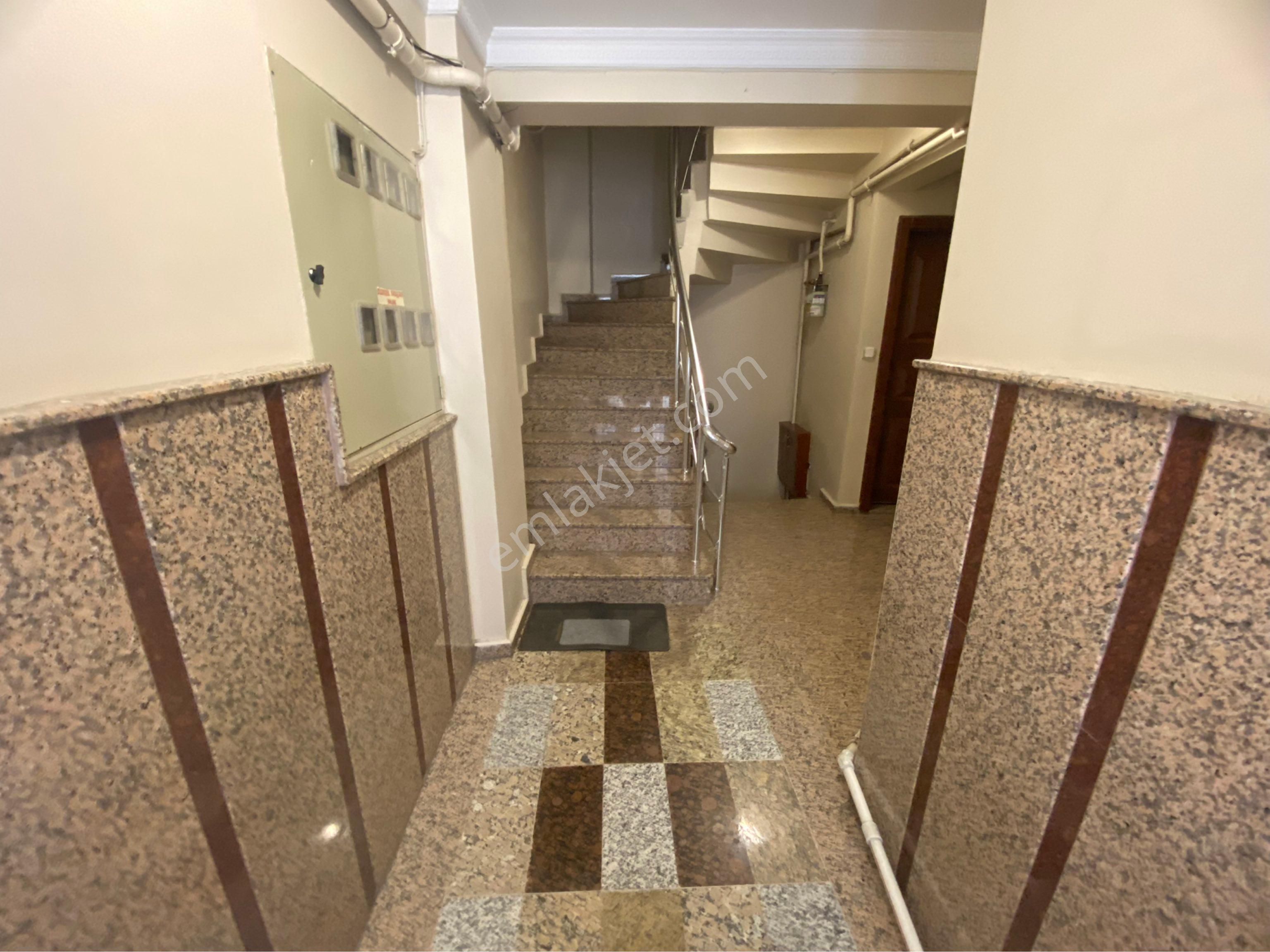 Fatih Kocamustafapaşa Yeni Binadan Daire
