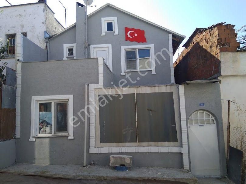Bursa Mudanya Yapı Kayıtlı, Yeni Tadilat, Denize-markete Yakın-merkezi Konumda Fırsat Müstakil Ev