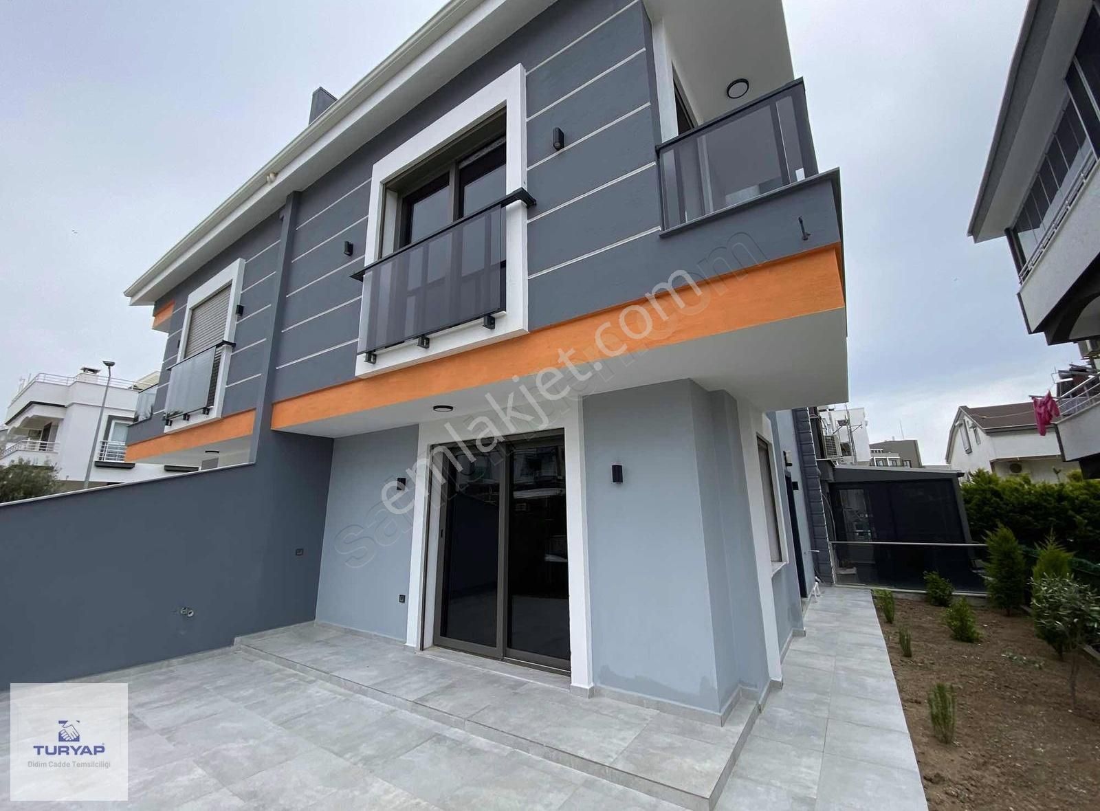 Didim Efeler Mahde Satılık Sıfır Alttan Isıtmalı 3+1 Lüks Villa