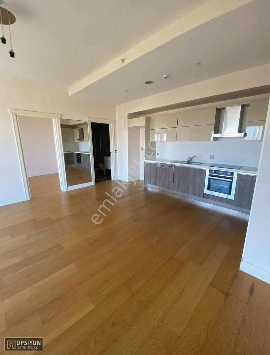 Venezia' Da 1+1 Şehir Cephe Kiracısız Yüksek Kat Satılık Daire