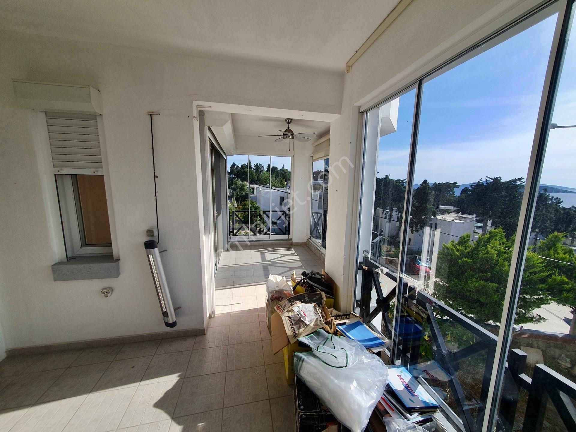 Turgutreis'te Harika Deniz Manzaralı Denize Yakın Bahçe Dubleksi Daire - Görsel 15