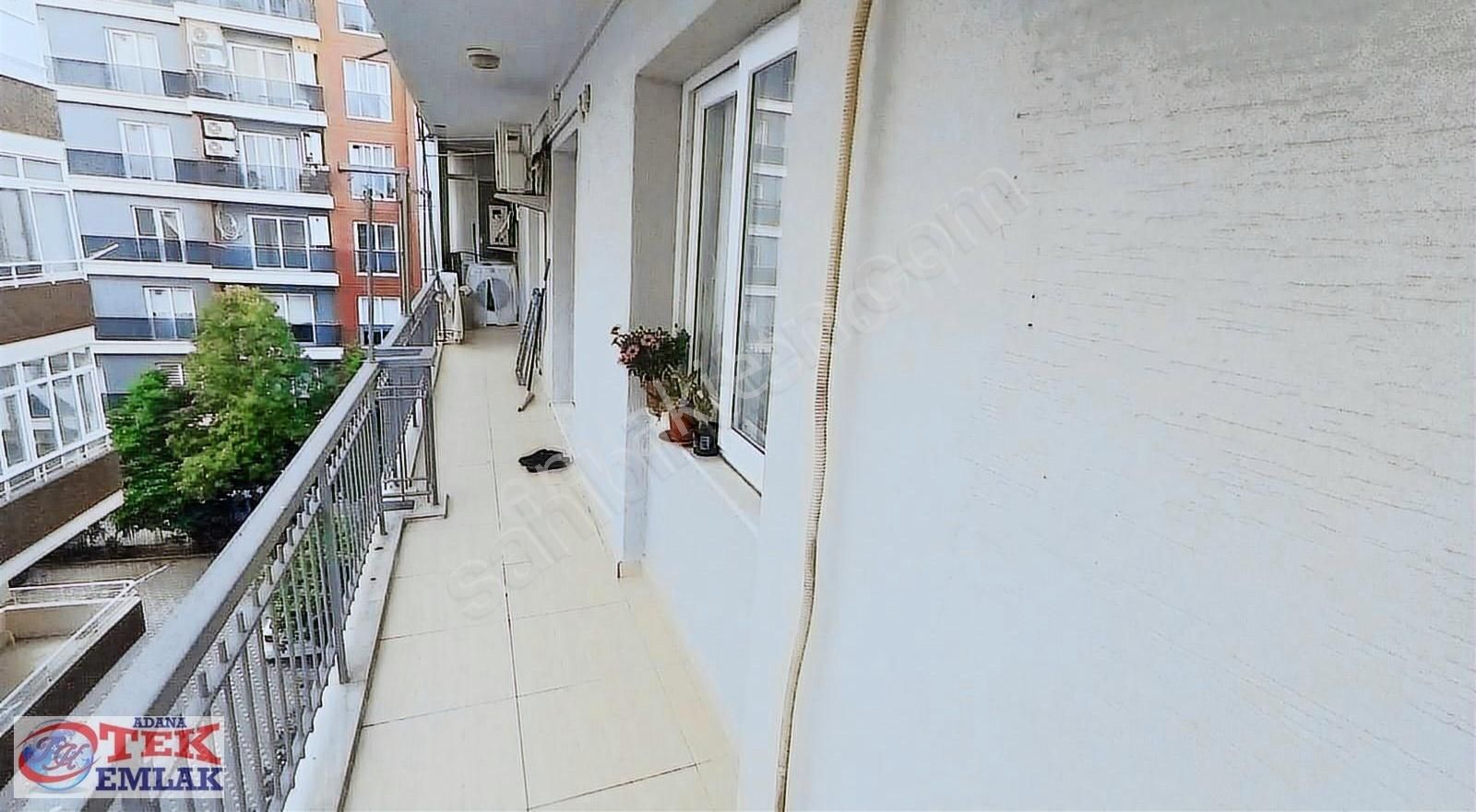 Reşatbey'in Kalbinde Az Katlı Geniş Balkonlu 2+1 Satılık Daire - Görsel 6