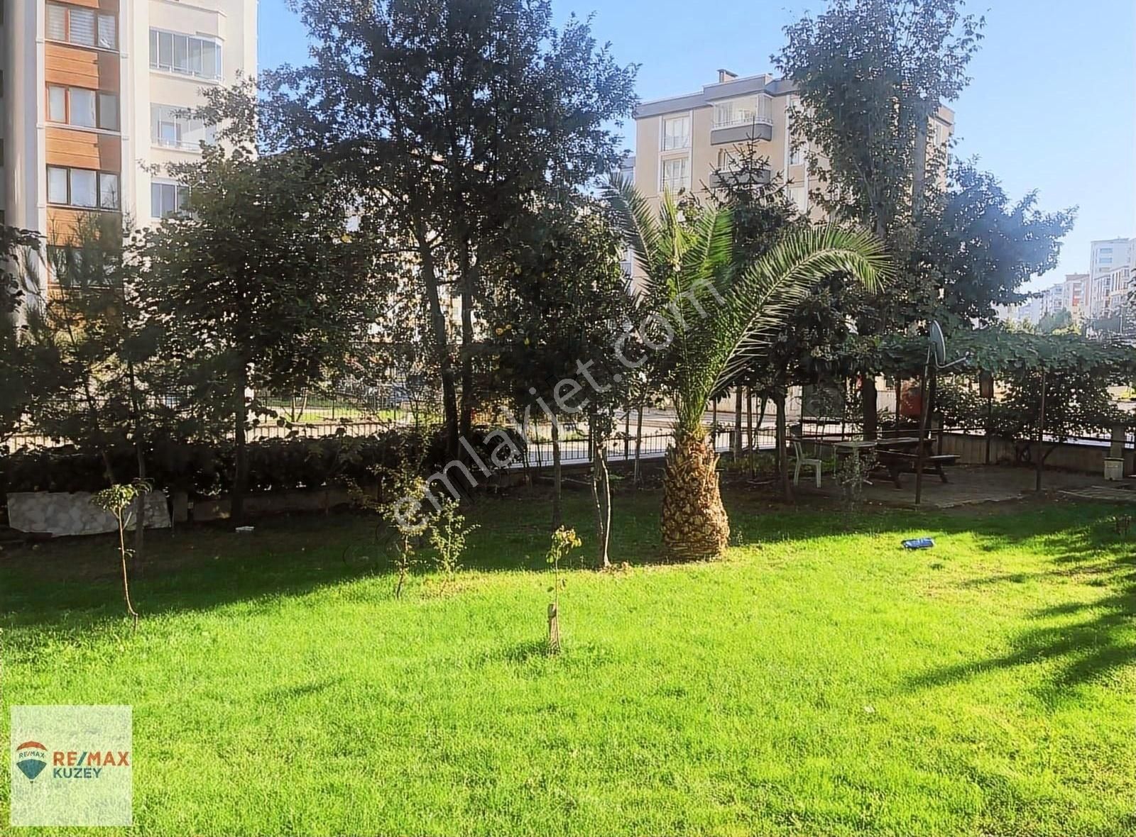 Remaxkuzey Mehmet Ay'dan Cağaloğlu Cad. Üstü 40m2 Satılık Dükkan