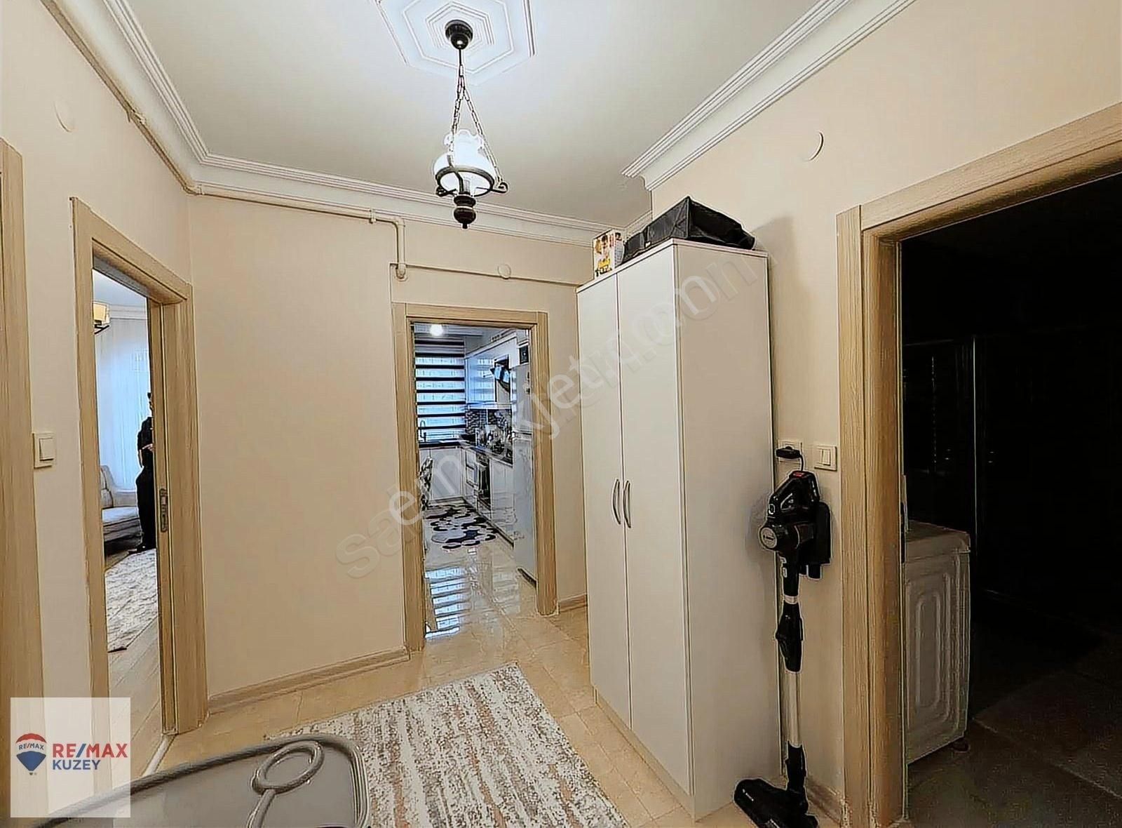 Şehir Merkezinde Masrafsız Kullanışlı Sıfır Ayarında 2+1