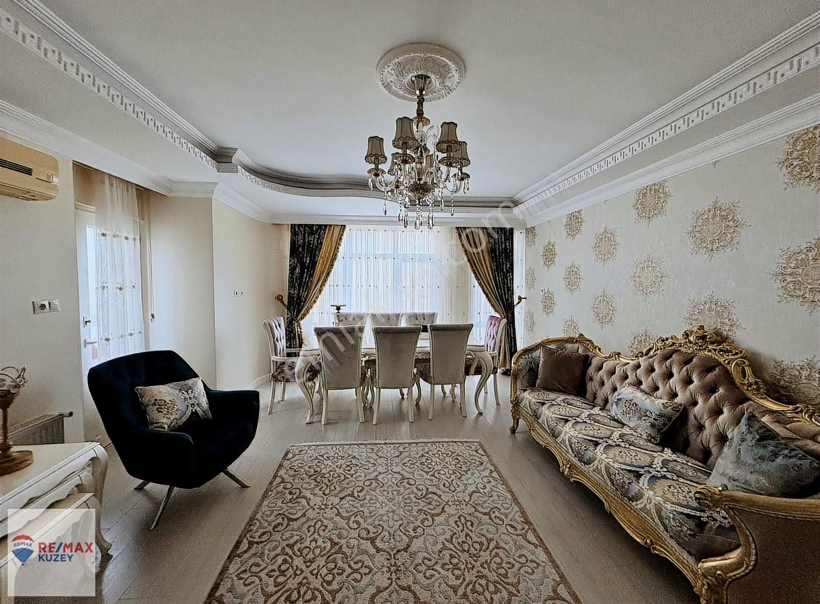 Denizevlerinde Deniz Manzaralı Satılık 3+1 Daire