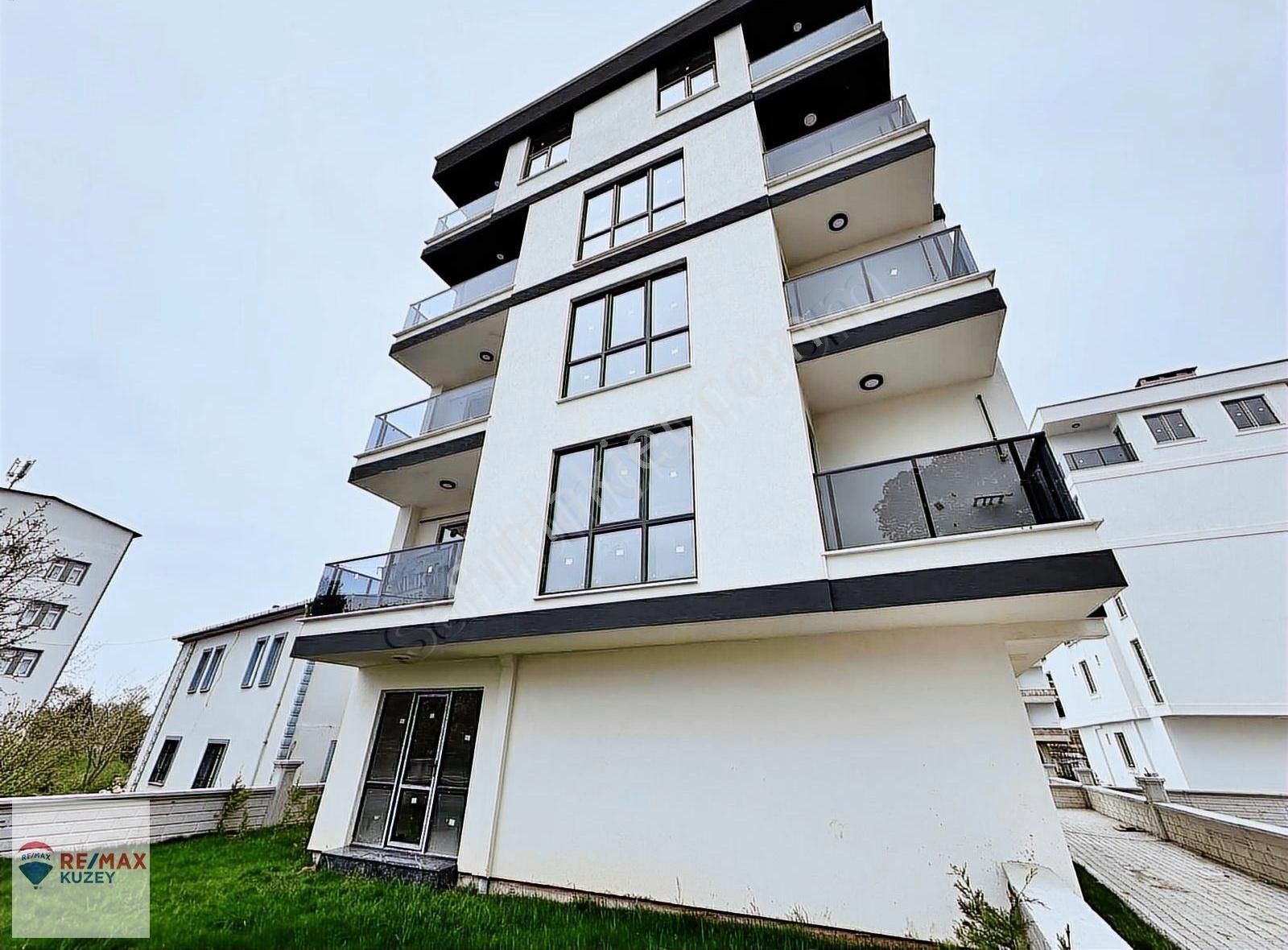 Atakum İncesu İskanlı Anayola Yakın Satılık 1+1 Daire