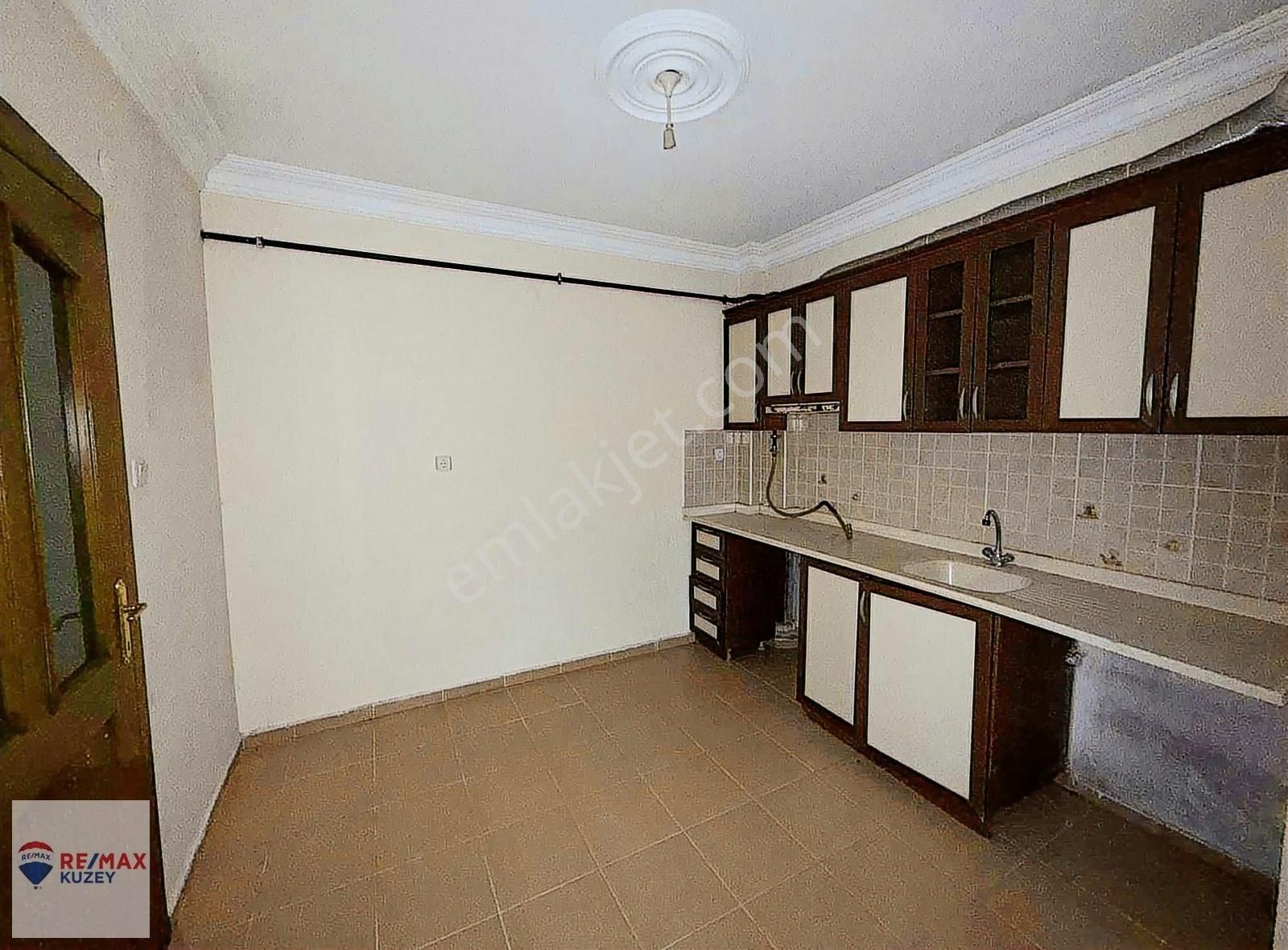 Girişleri Ayrı Ebevny Banyolu İskanlı Dublex Daire