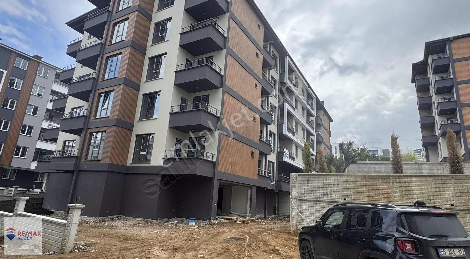 Ultra Lüks Site İçi Yüzme Havuzlu Bır Haftalık Fiyat