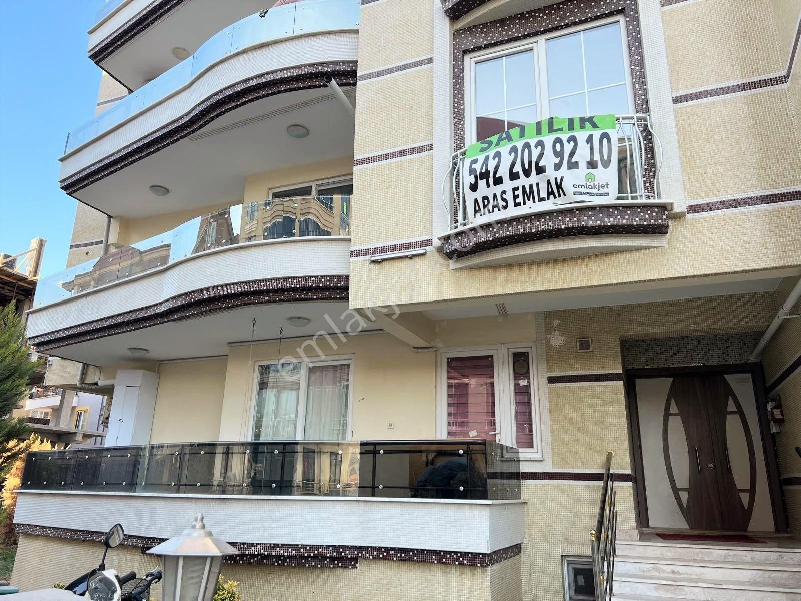 Aras Emlaktan Cennetayağında Doğalgazlı 3+1 Ara Kat Daire