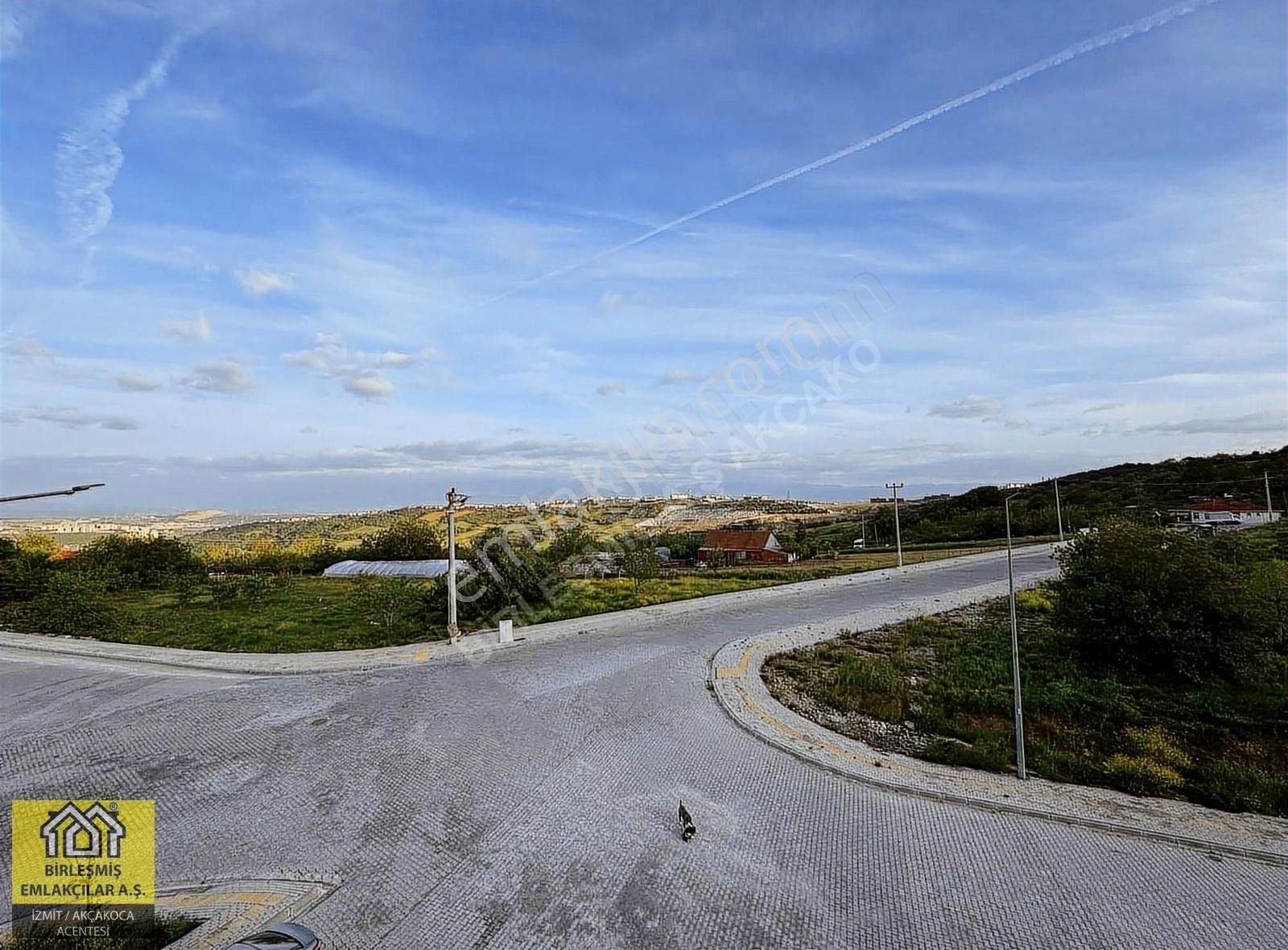 İzmit Sekbanlı Toki Konutları 3+1 117 M2 Kiralık Daire