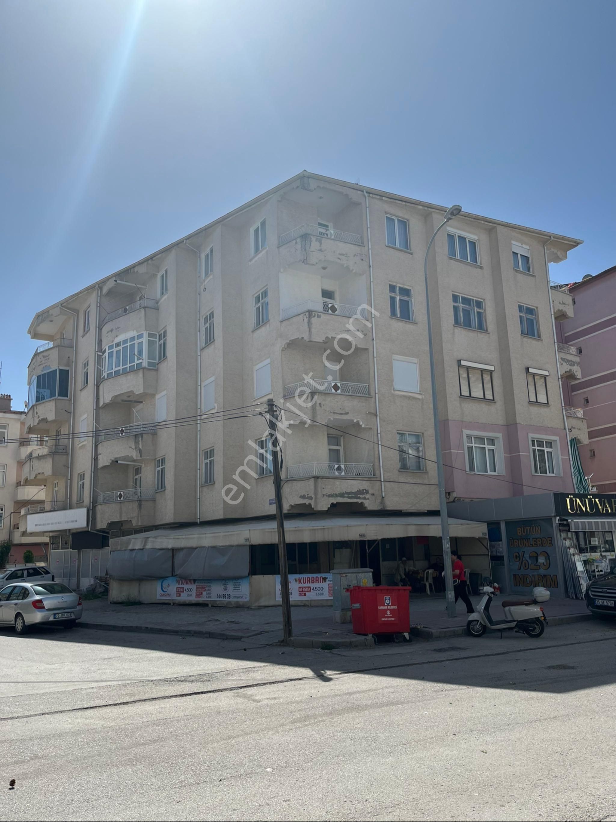 Hayat Emlaktan Karaman Merkez İstiklal Okulu Civarı Arakat Doğalgazlı Satılık Daire