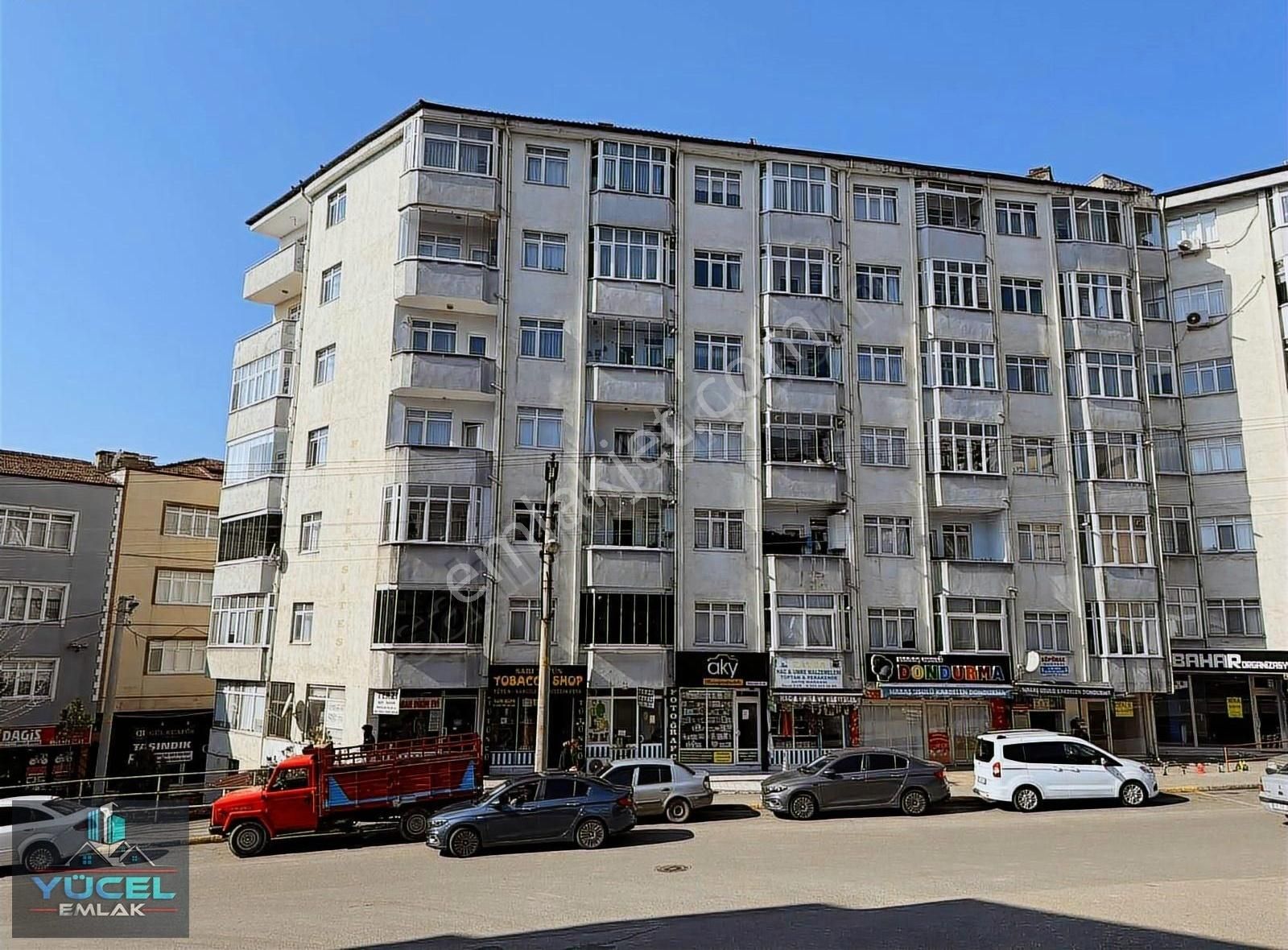 Satılık 2+1 Esentepe Merkez Karakolun Yanı.