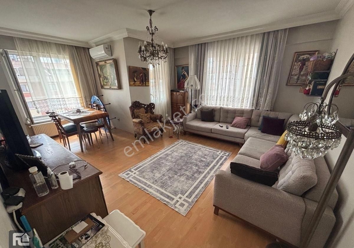 F-l Emlaktan Emaar Avm Libadiye Yakını Fetihte Caddeüstü Geniş Dubleks 4+2 Teraslı