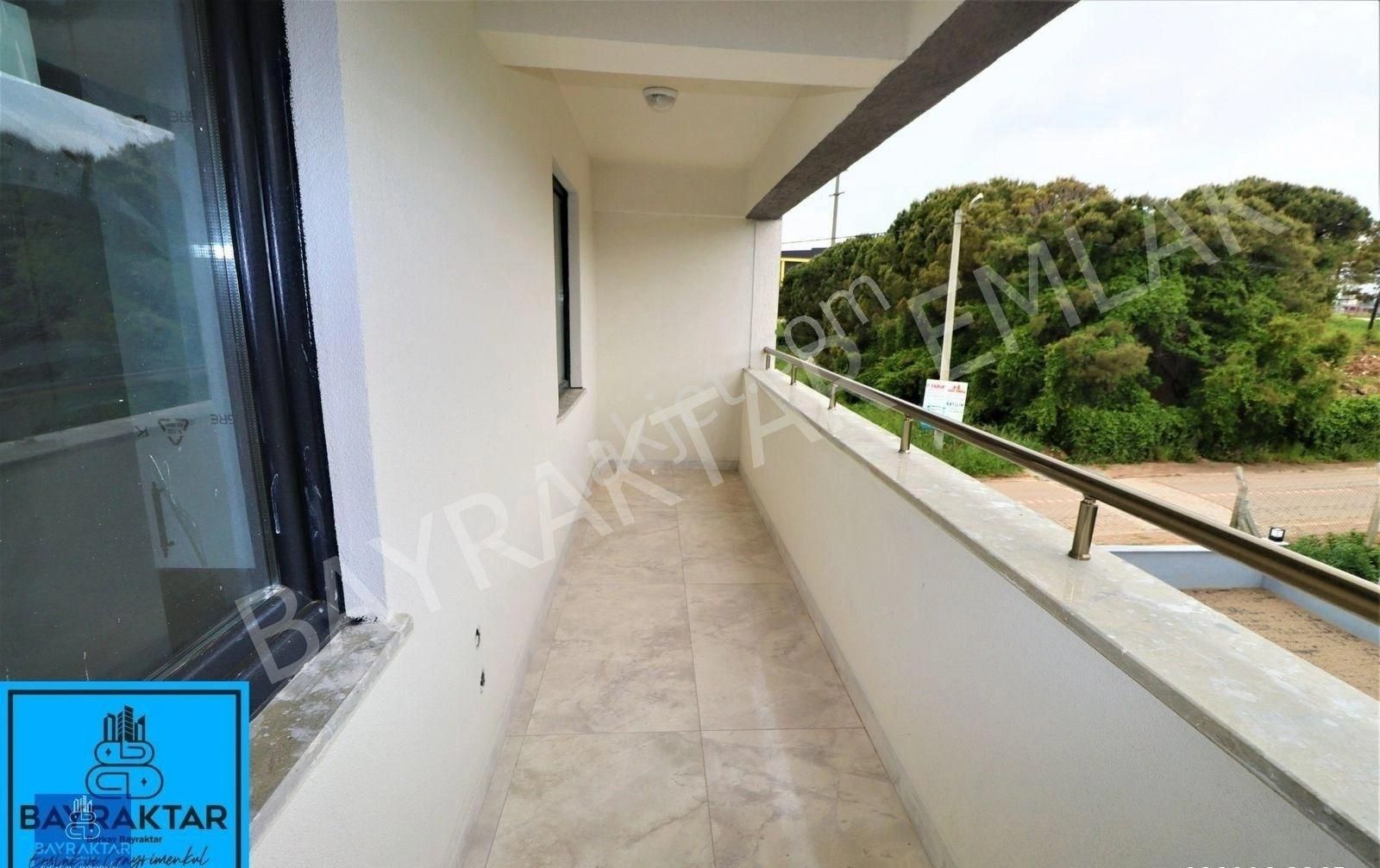 Bandırma Yeni Mahalle'de Kiralık 2+0 Ayrı Mutfaklı Ara Kat Üniversite Karşısı Daire Bayraktar'dan