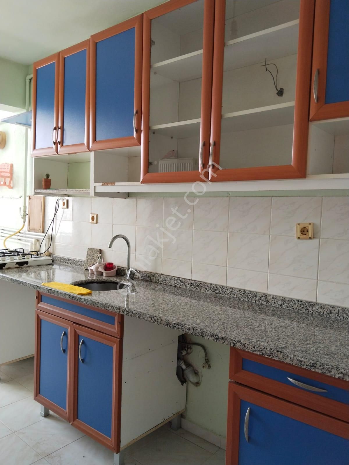 Atılım Gold Emlaktan İstanbul Sultanbeylinde Kiralık Daire