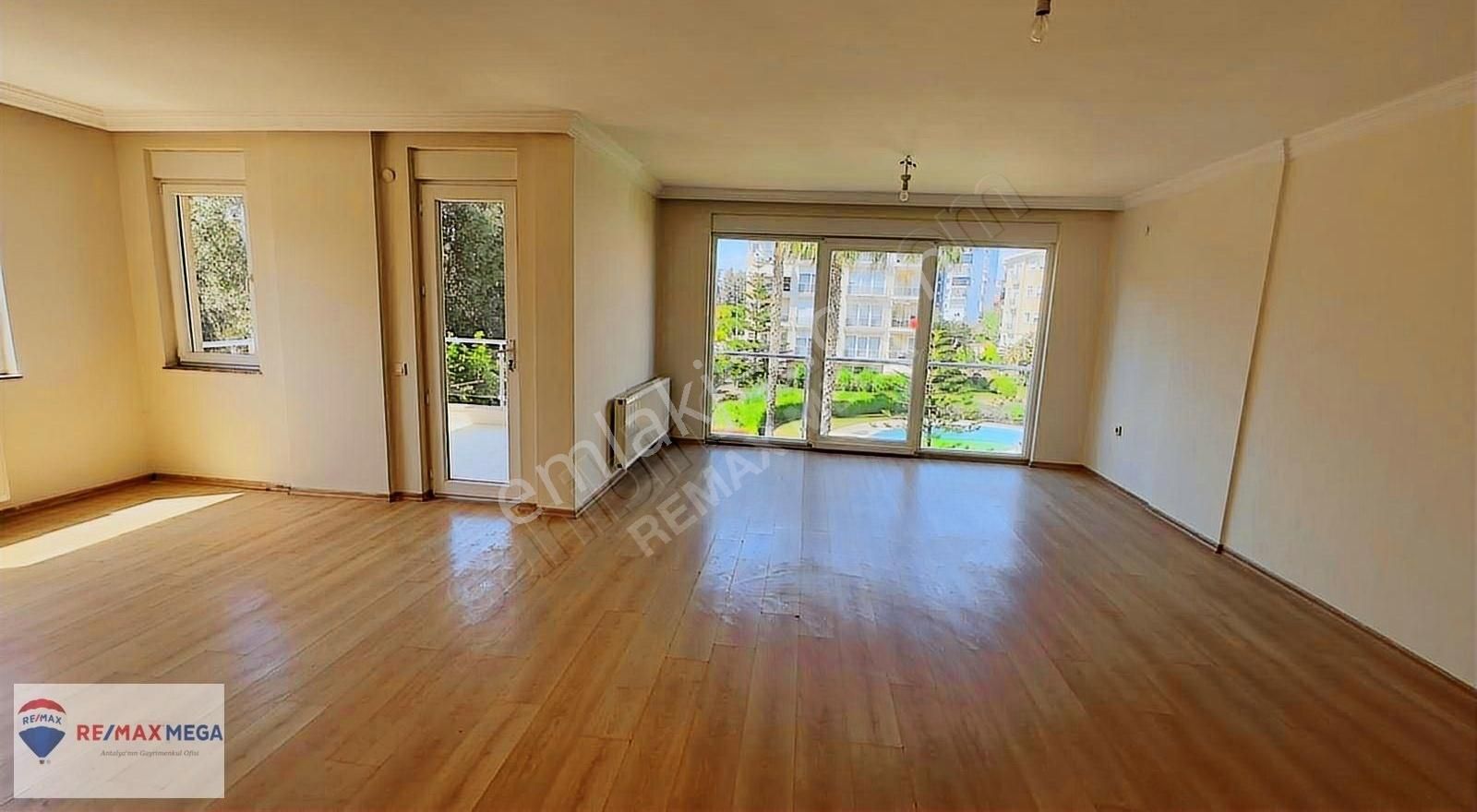 Konyaaltı Gürsu Ali Sami Yen Konakları'nda 4+1 Kiralık Daire