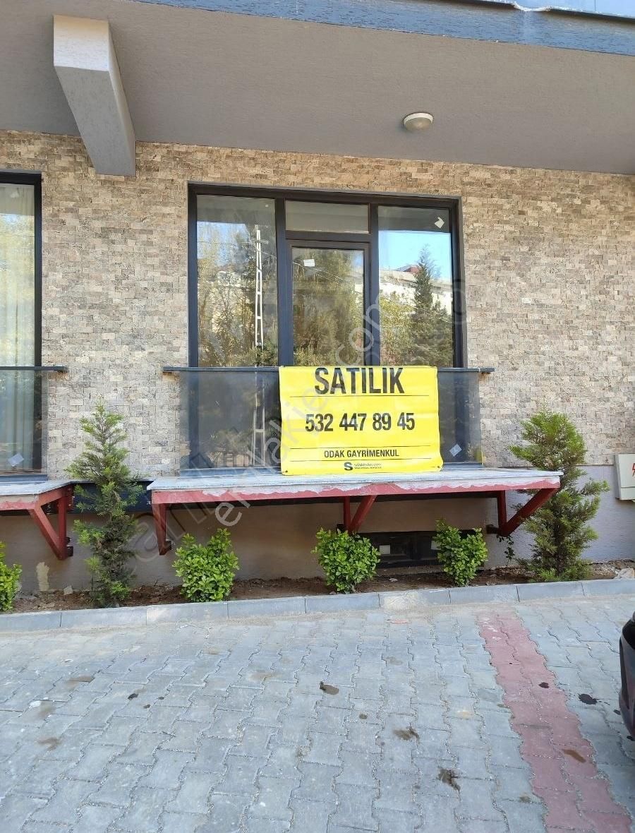 Tuzla İçmeler Mahallesinde Satılık 3+1 Daire