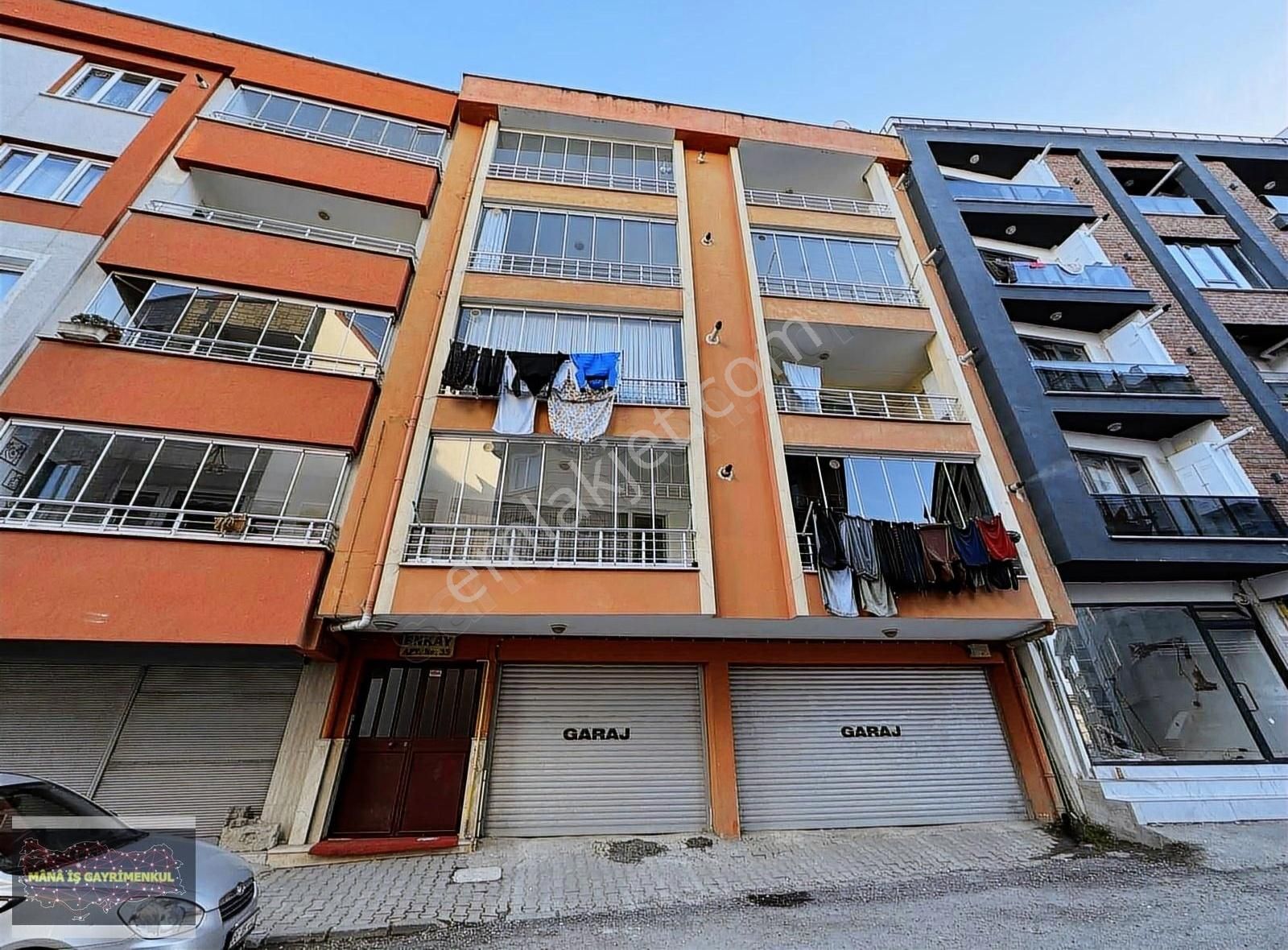 Teyyaredüzü Mahallesinde Geniş Ve Kullanışlı 5+1 Fırsat Dairesi