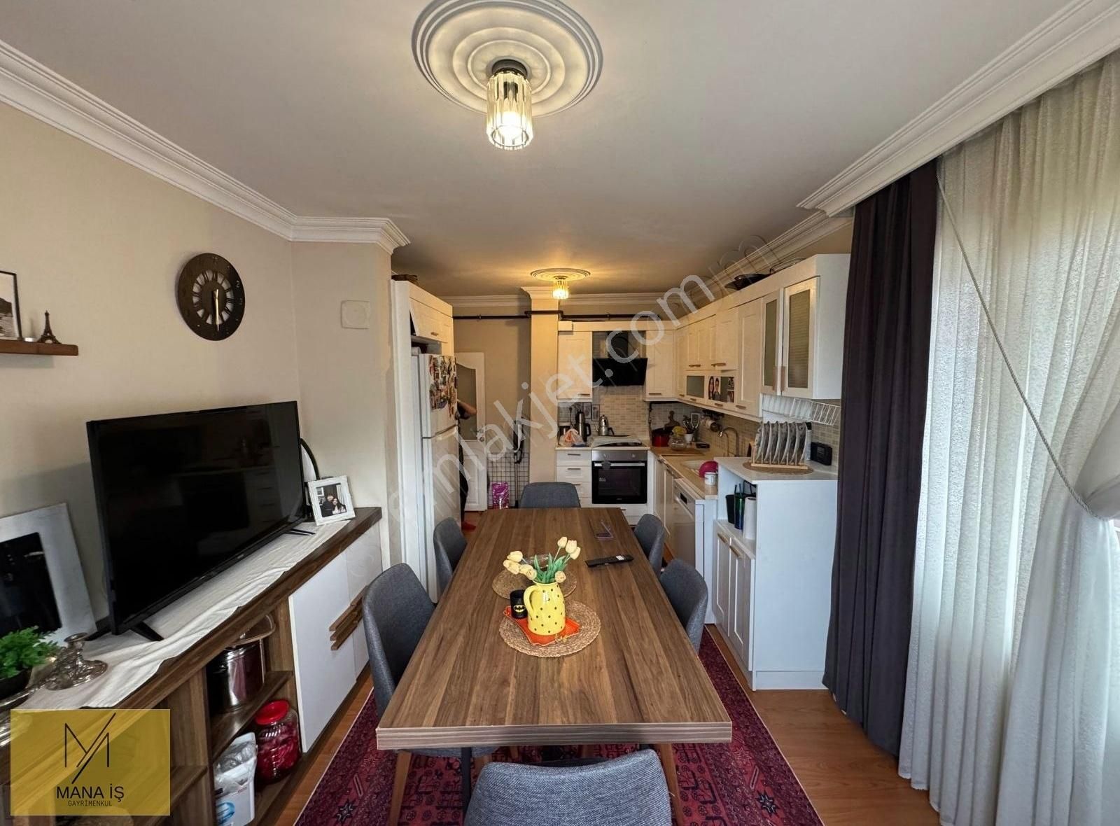 Mânâ İş Gayrimenkulden Gedikkayada 2+1 Satılık Daire