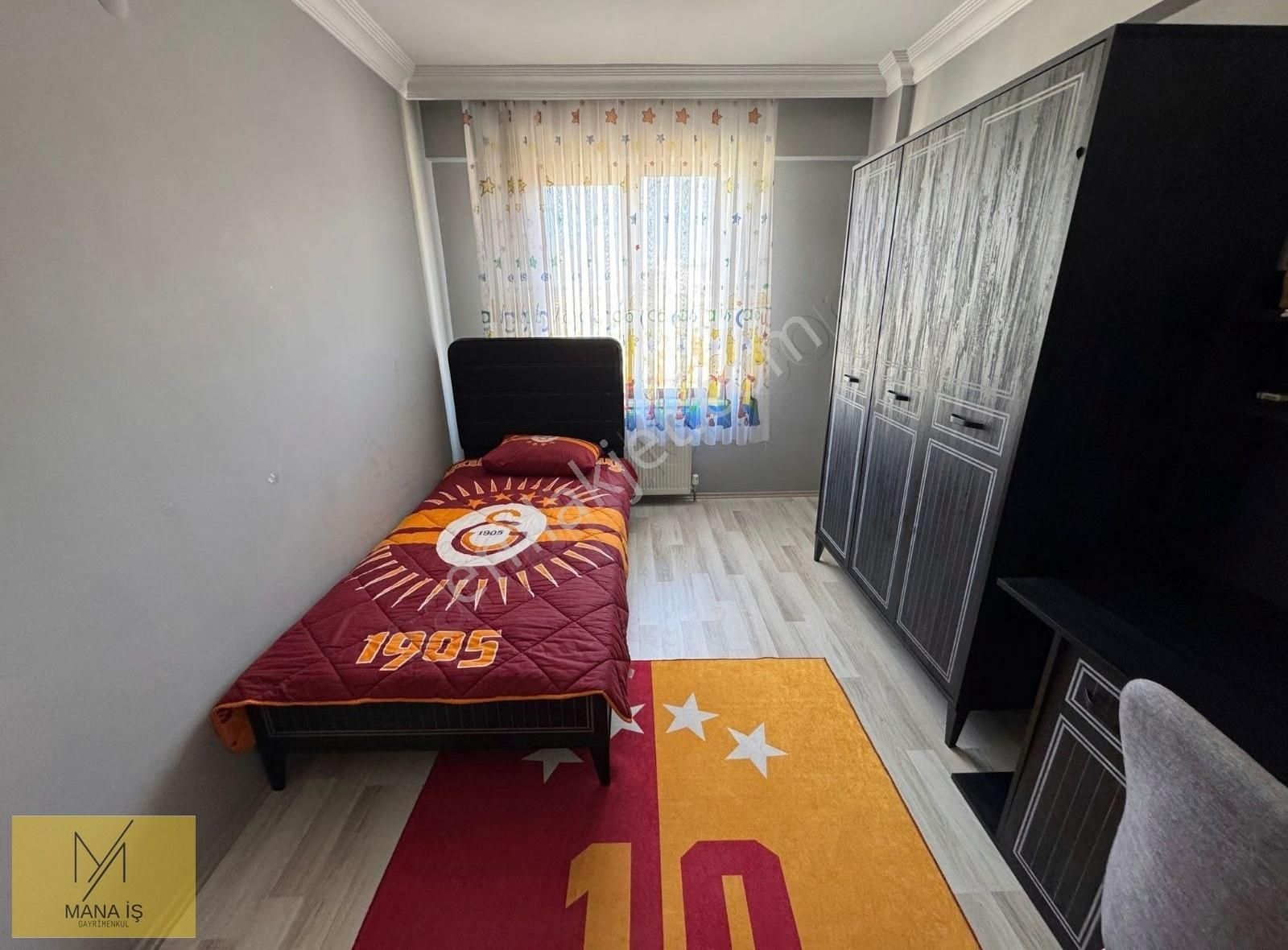 Mânâ İş Gayrimenkulden Aksuda Cadde Üzerinde 3+1 Satılık Daire