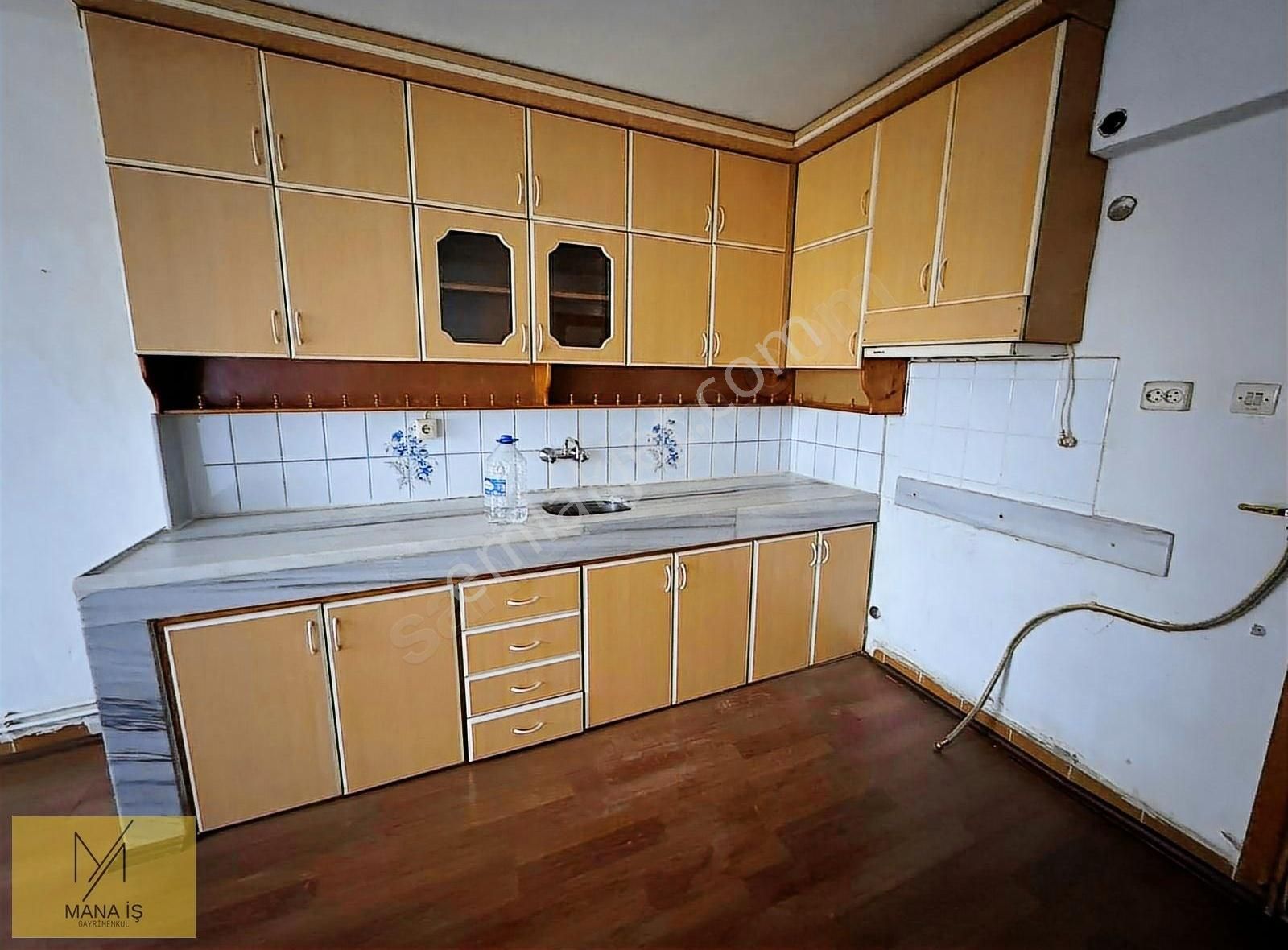 Mana İş Gayrimenkul Den 2+1 Kiralık Daire
