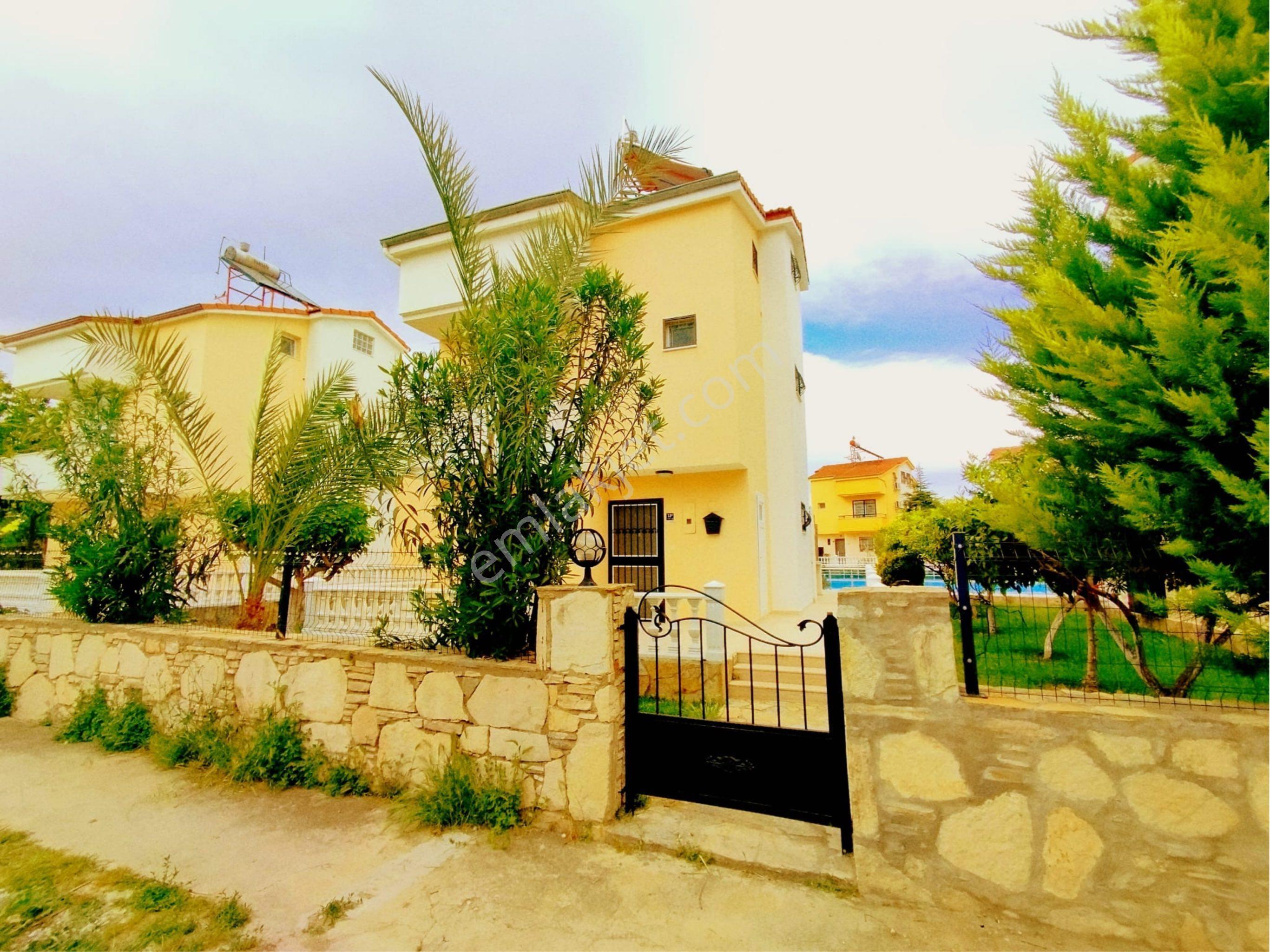 Sahil Sitelerinde Denize Yakın 5+1 Tek Müstakil Villa - Görsel 32
