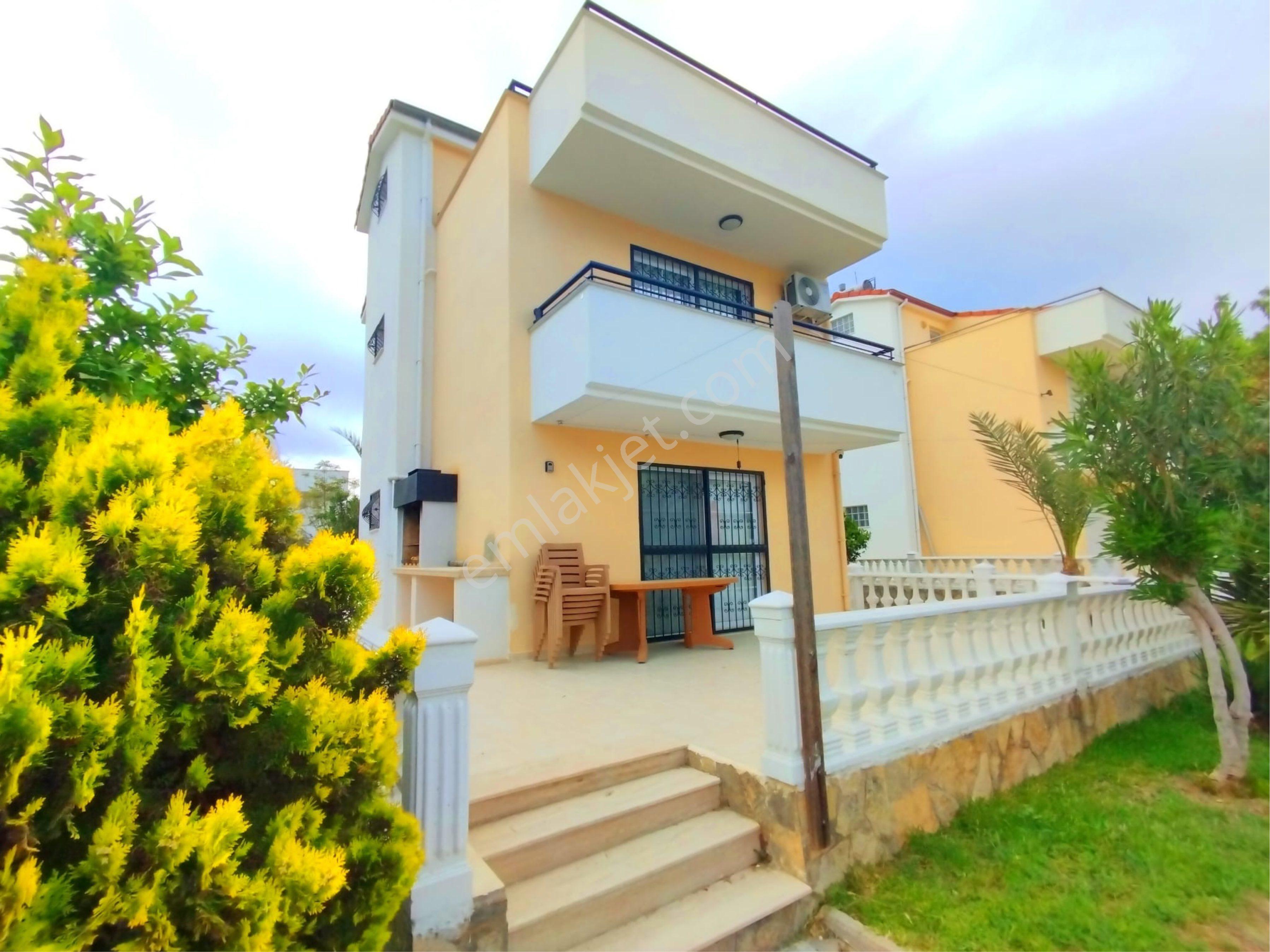 Sahil Sitelerinde Denize Yakın 5+1 Tek Müstakil Villa - Görsel 4