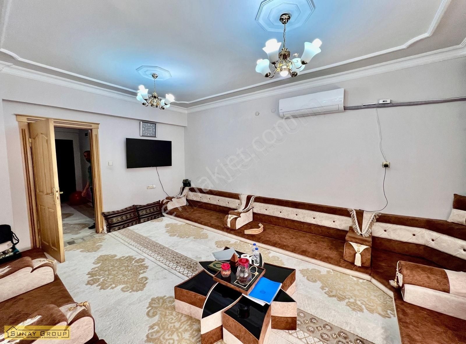 Karaköprü Karşıyakada Muhteşem Lokasyonda Acil Satılık 3+1 Daire