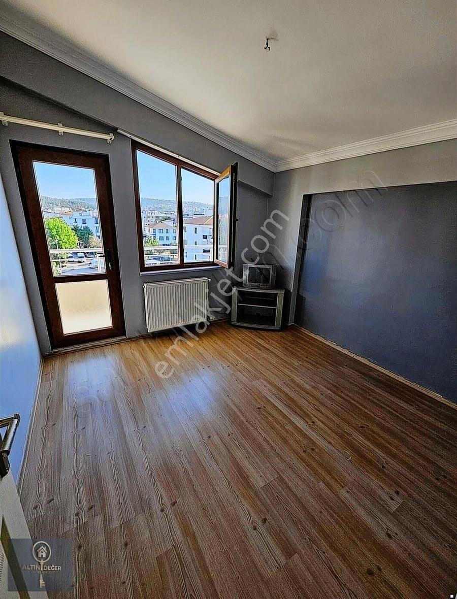 Yatırımlık Kira Getirili Altınova Merkez'de 4+1 Uygun Dubleks - Görsel 4