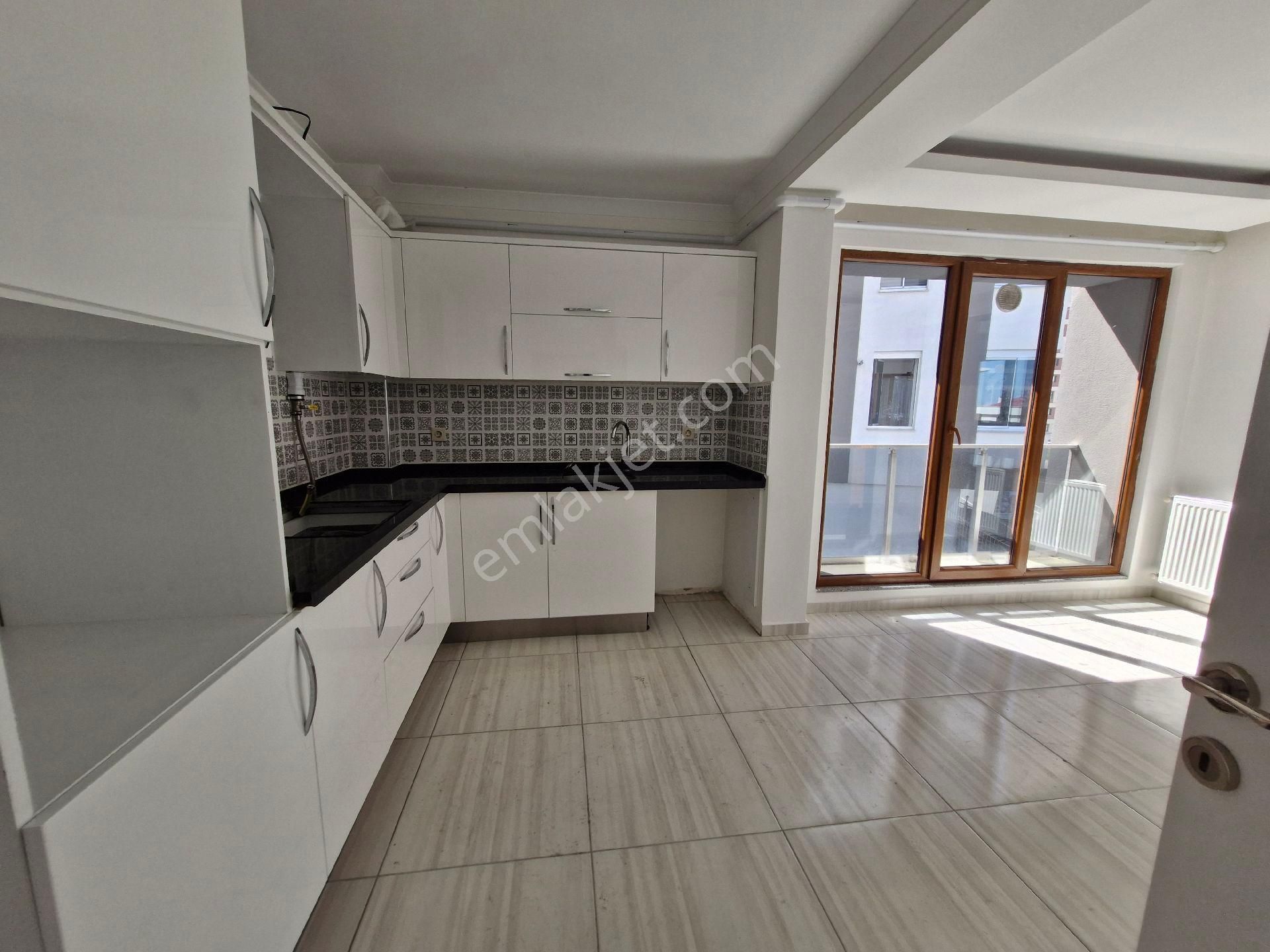 Deha Emlak`tan Kiralık 4+1 Sıfır Daire Yıldızlı Mahallesi