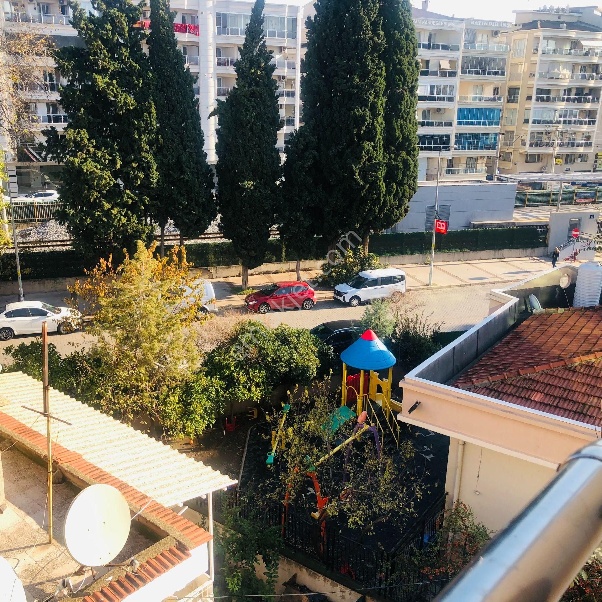 Karşıyaka Yalı Mahallesinde Satılık 3+1 Lüx Köşe Daire - Görsel 20