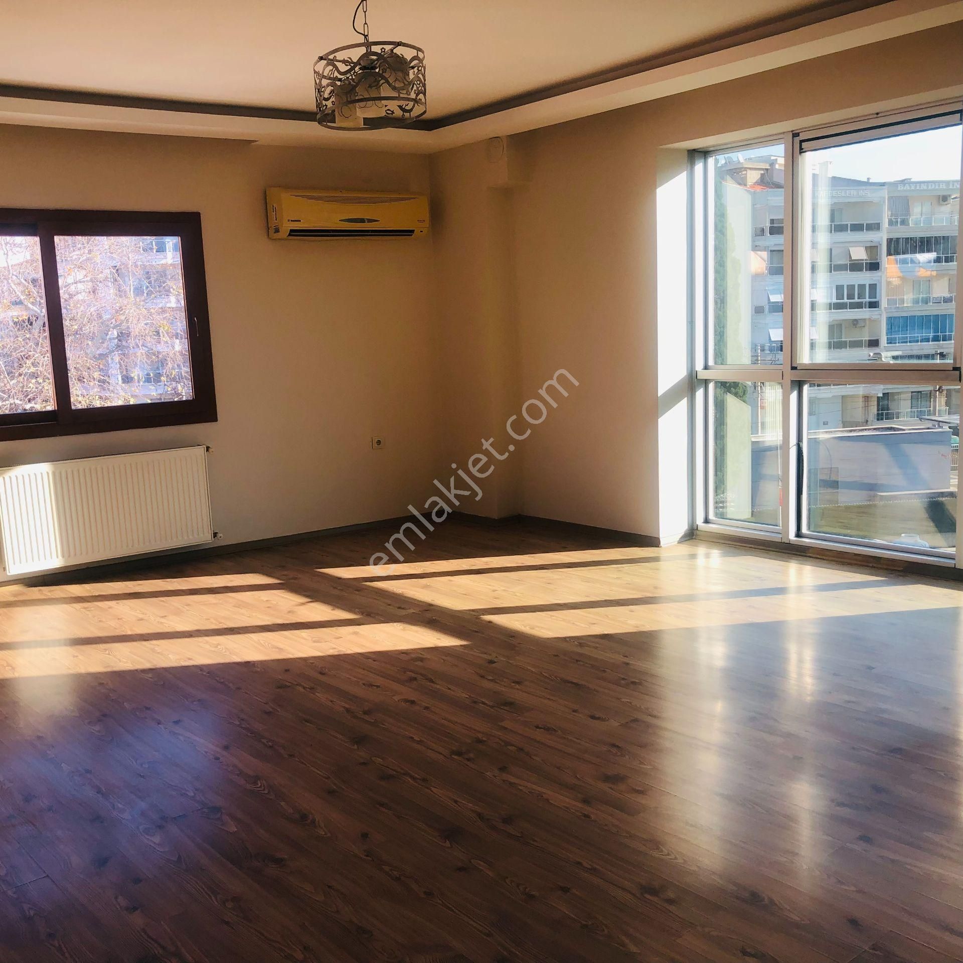 Karşıyaka Yalı Mahallesinde Satılık 3+1 Lüx Köşe Daire - Görsel 10