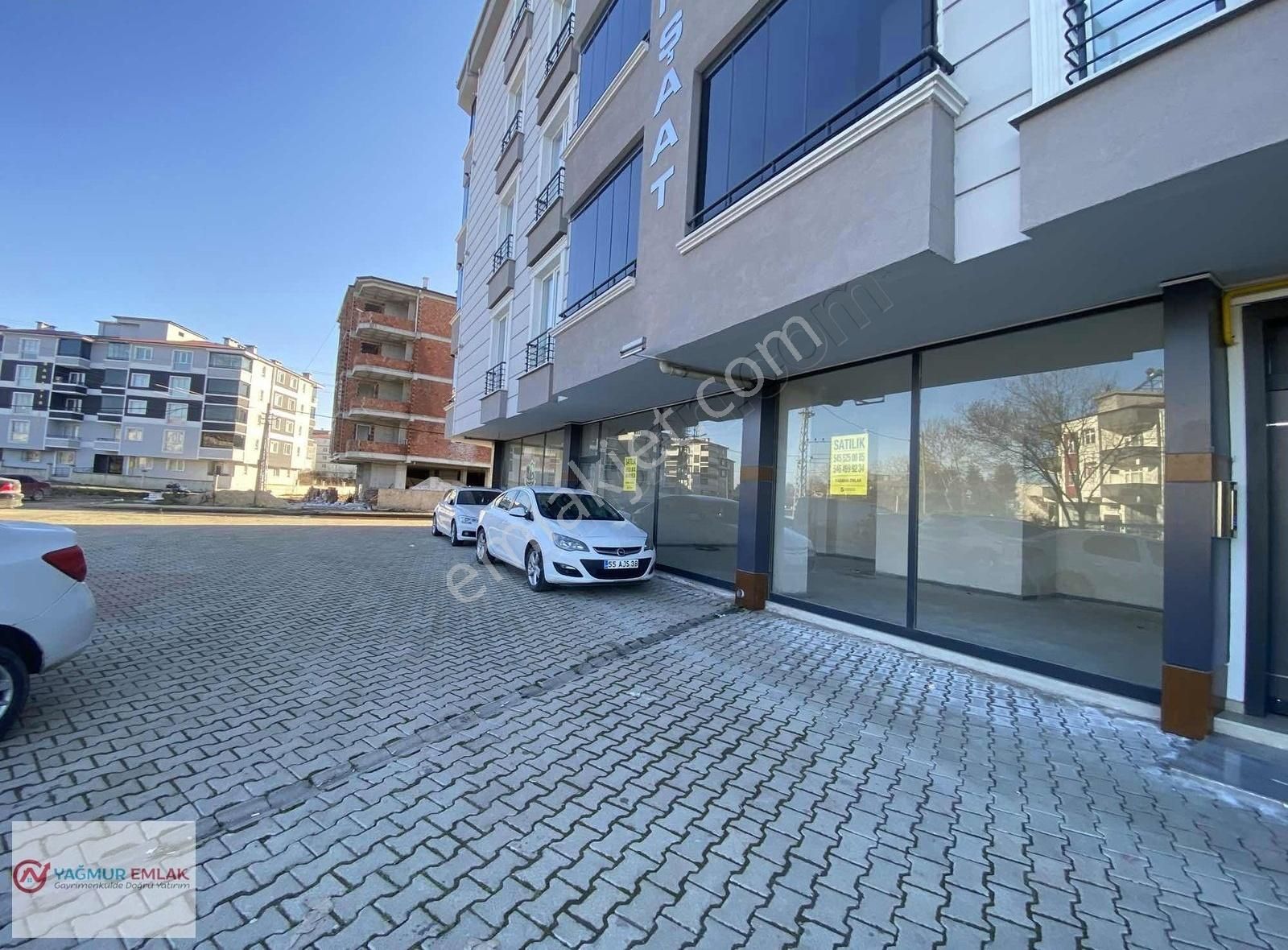 Yağmur Emlak'tan Tekkeköyde Stadyuma Çok Yakın Satılık Dükkan