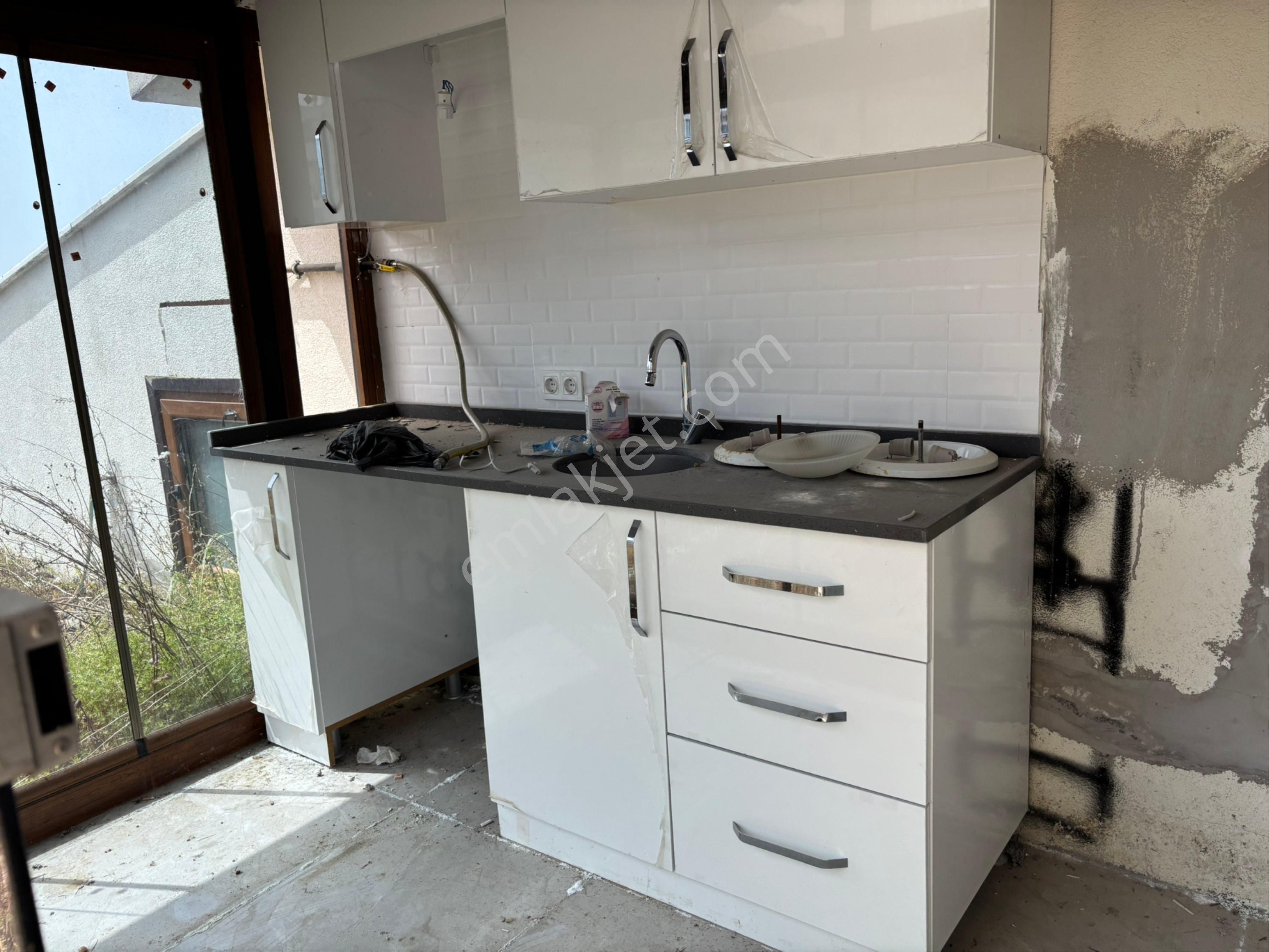Çınarcık Merkezde Satılık Lüx 5+1 Dublex - Görsel 28