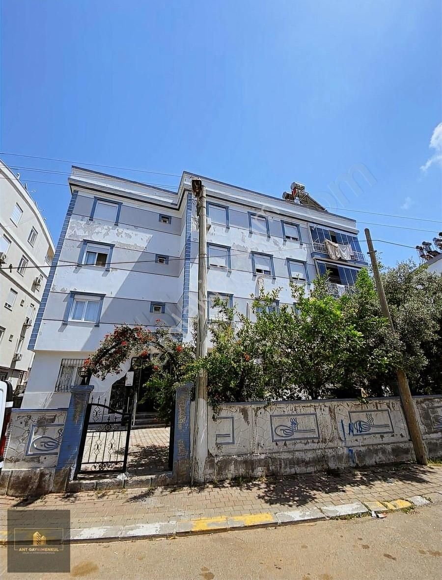 Acil Ahatlı Ulusoy Caddesi Yakını Katta Satılık 2+1