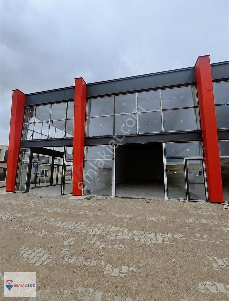 Osb Girişi 200 M² Her İşe Uygun Dükkan